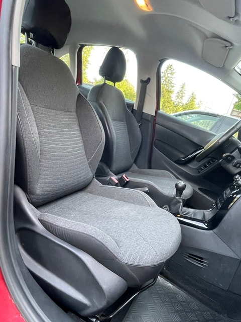 CITROEN C3 1.2i Exclusive-image-25