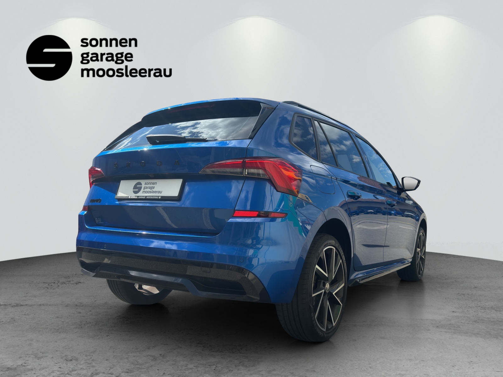 SKODA Kamiq 1.5 TSI ACT Monte Carlo DSG-showroom-element-3