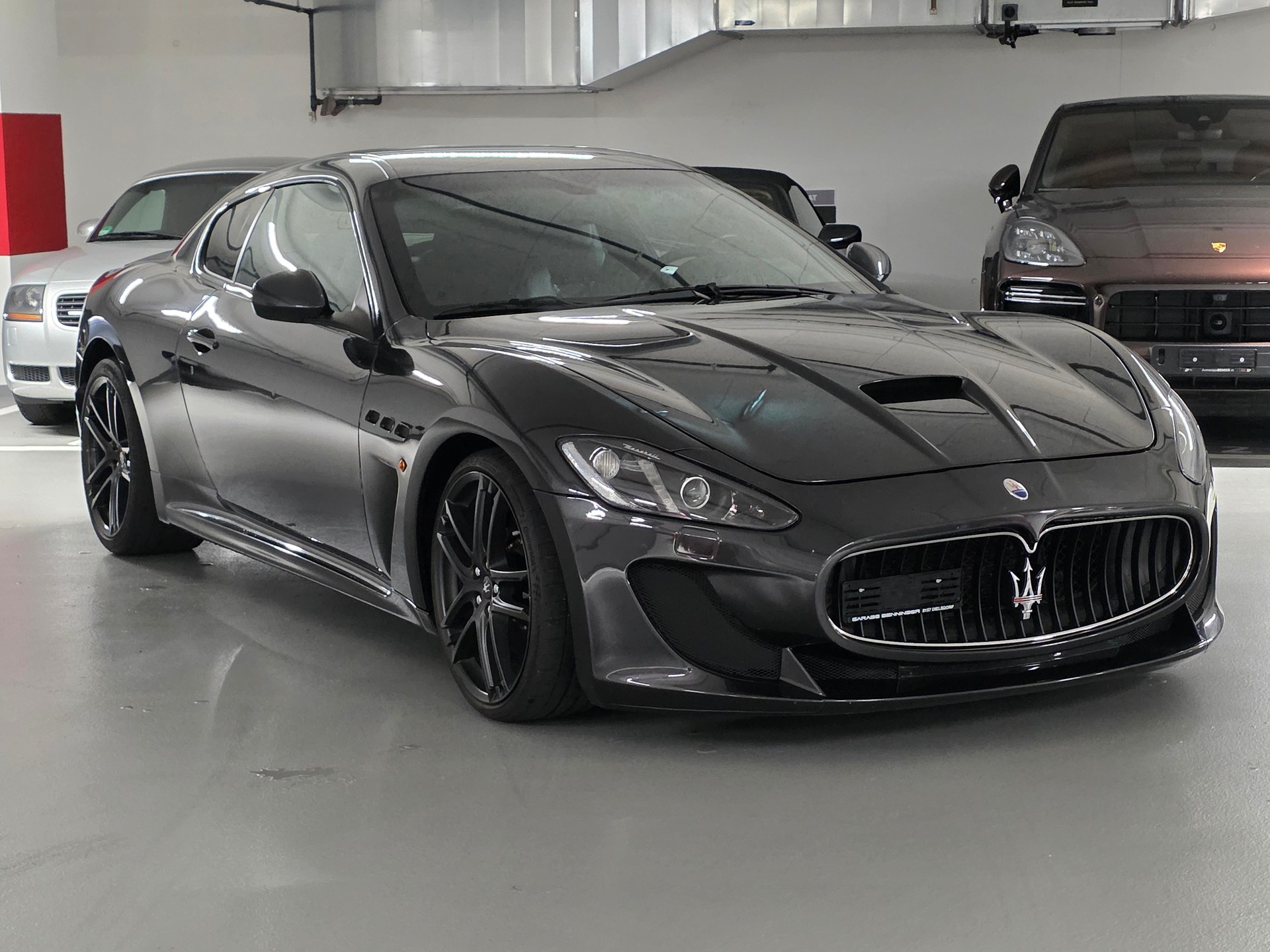 MASERATI GranTurismo MC Stradale Centenial Edition-showroom-element-3
