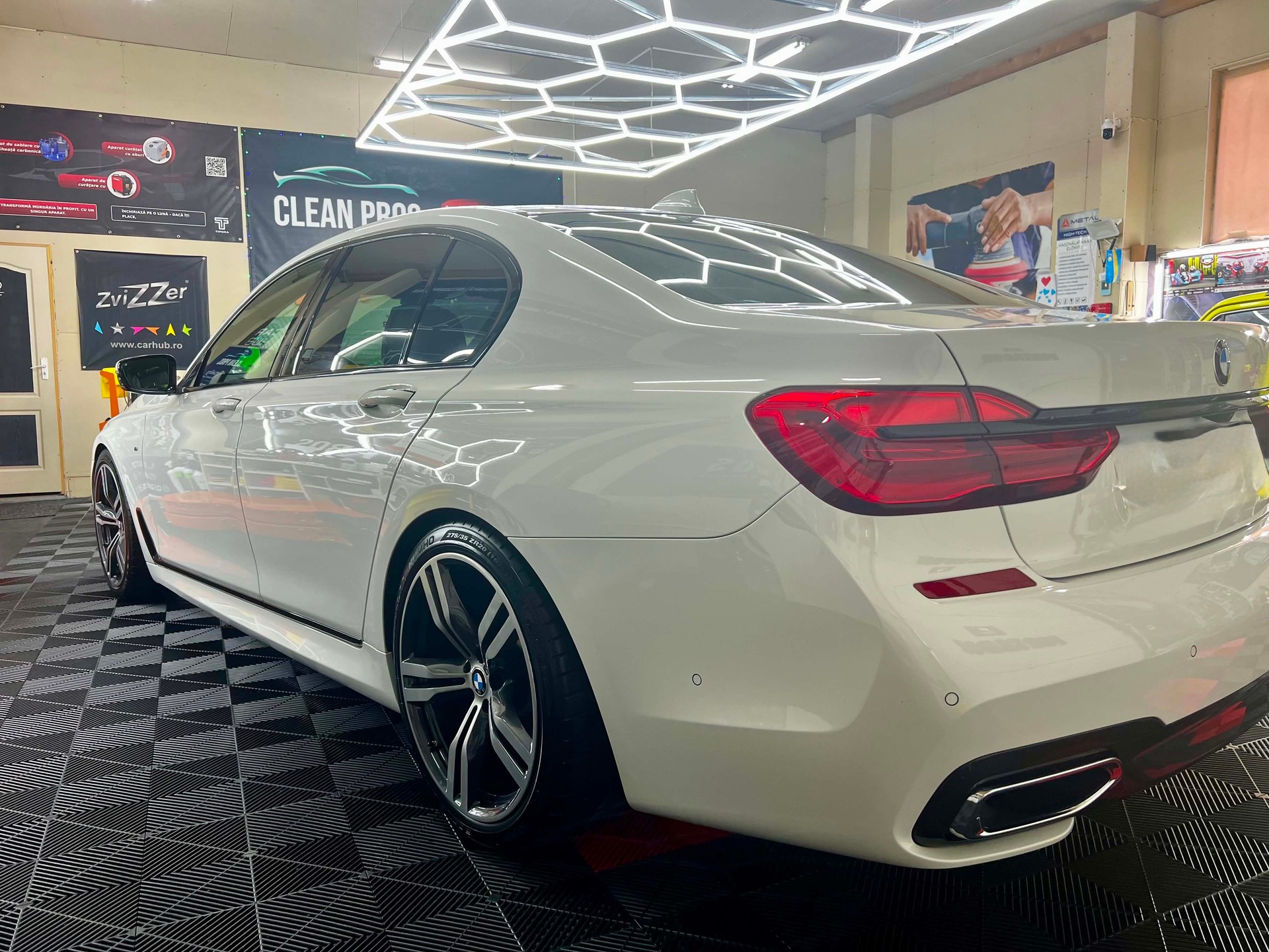 BMW 730d xDrive-image-2