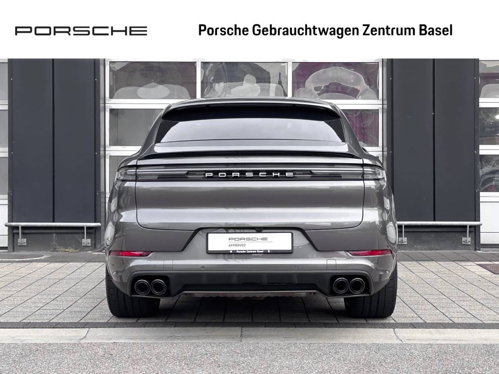PORSCHE Cayenne Turbo E-Hybrid Coupé-image-7