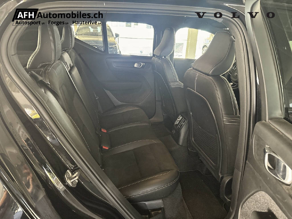 VOLVO XC40 1.5 T5 PiH R-Design-image-13