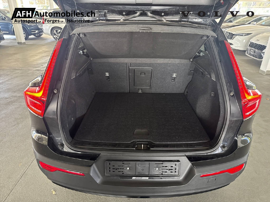 VOLVO XC40 1.5 T5 PiH R-Design-image-17