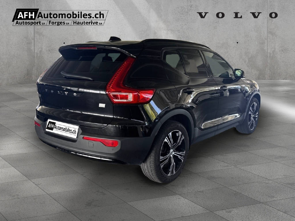 VOLVO XC40 1.5 T5 PiH R-Design-image-4