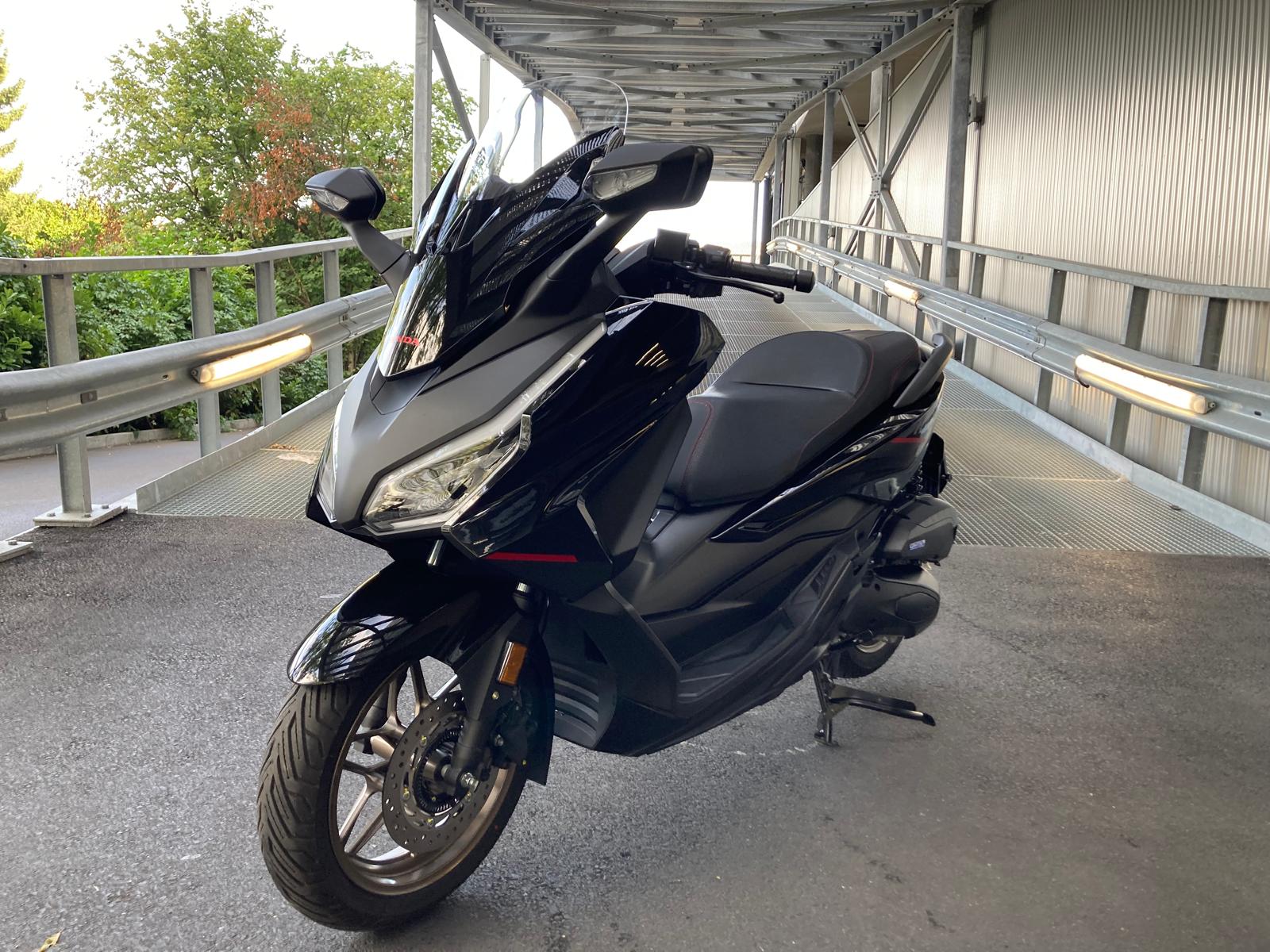 HONDA Nss 125 Forza Special Edition-image-1