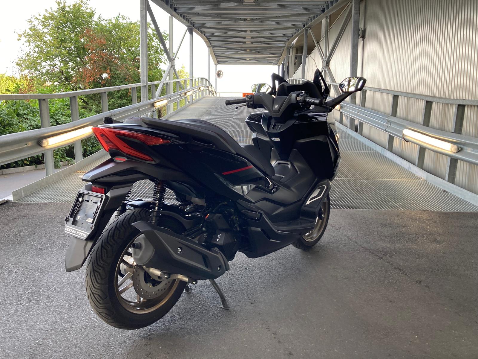 HONDA Nss 125 Forza Special Edition-image-2