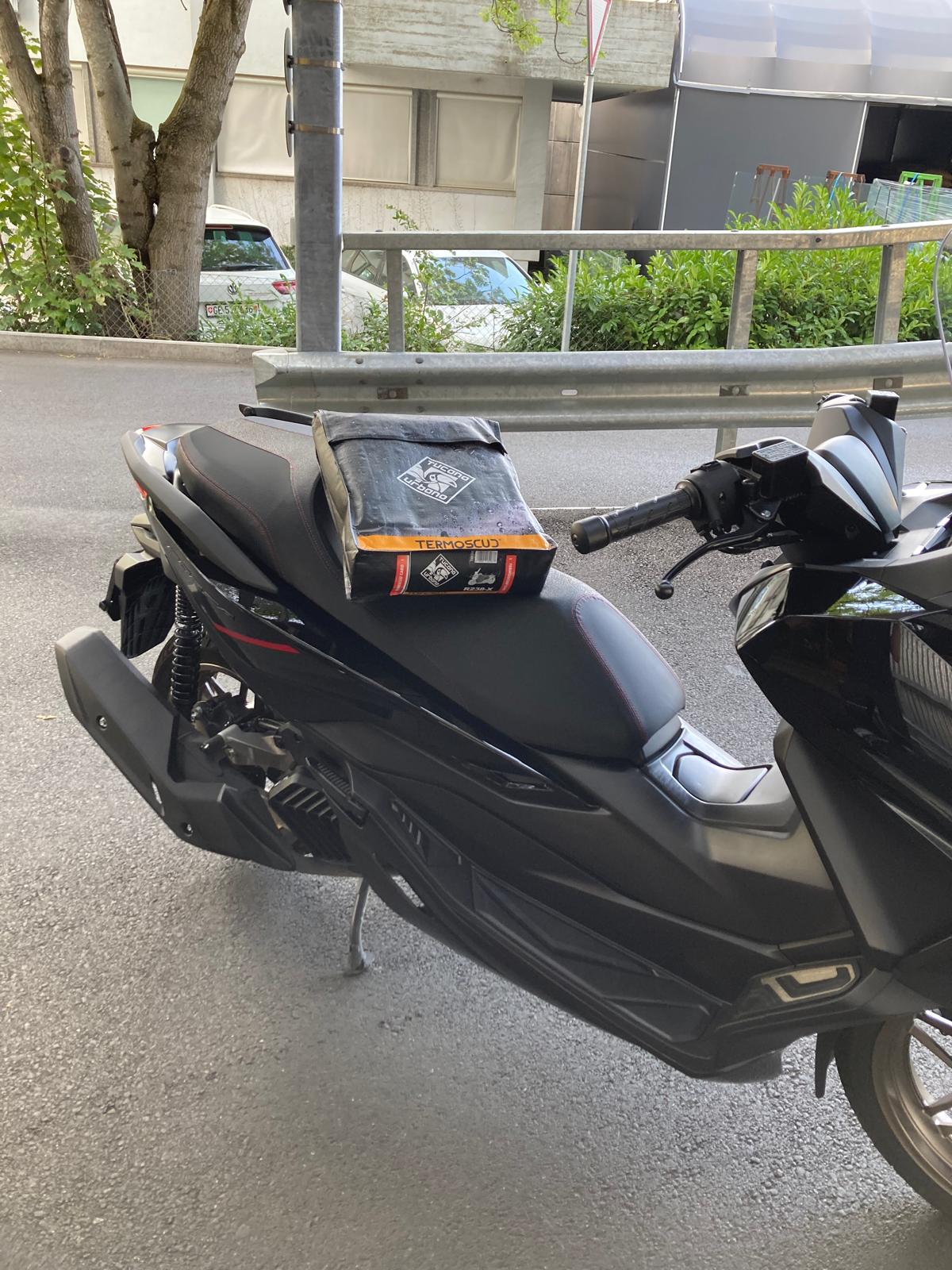 HONDA Nss 125 Forza Special Edition-image-4
