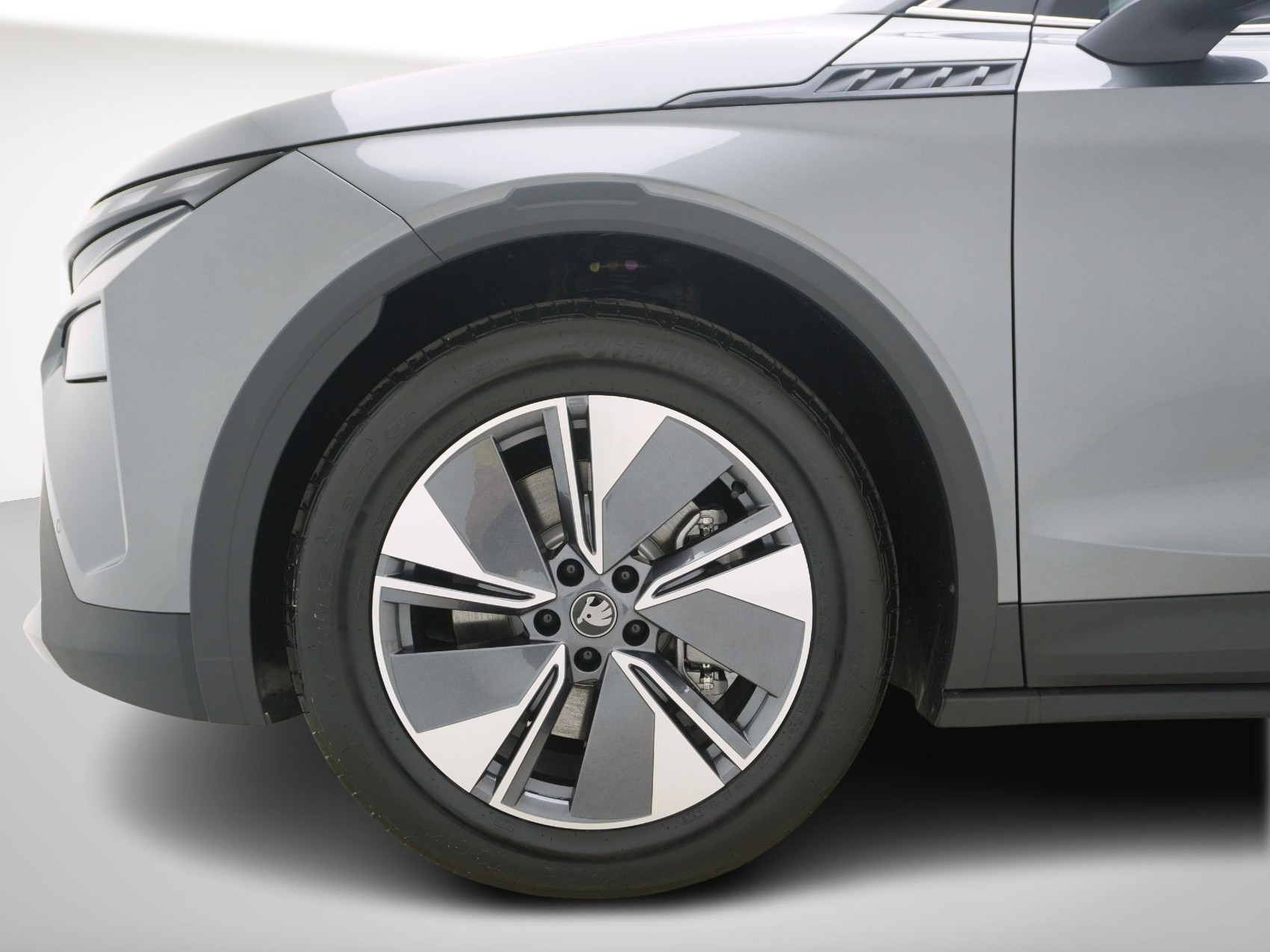 SKODA Elroq 85 Loft Plus-image-8