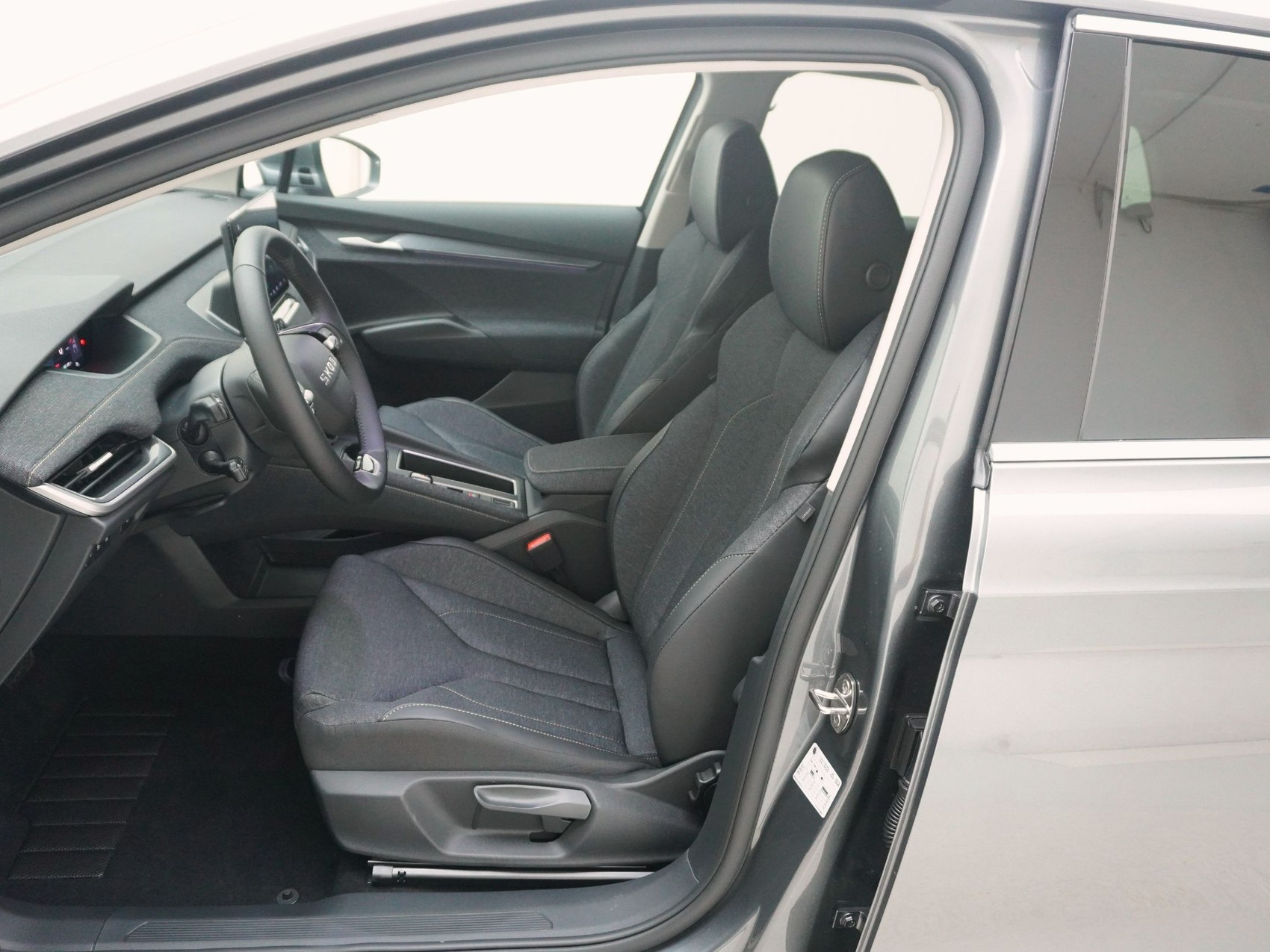 SKODA Elroq 85 Loft Plus-image-11