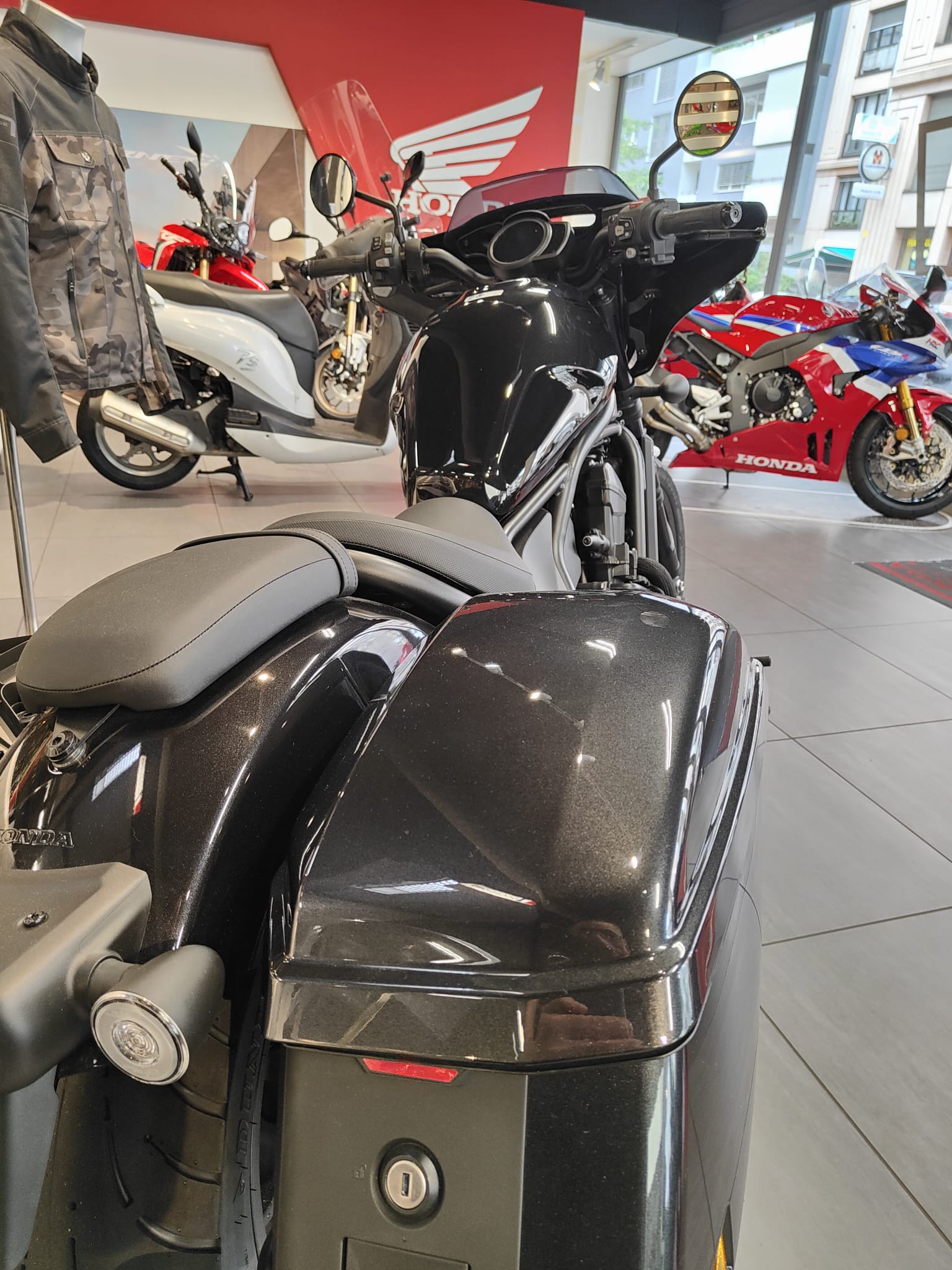 HONDA CMX 1100 DCTRebel Touring-image-2