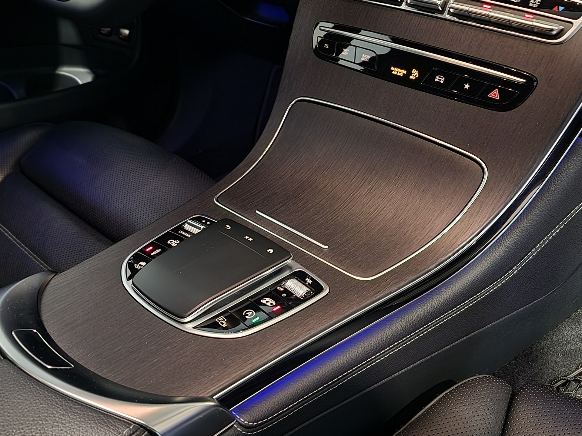 MERCEDES-BENZ GLC 43 AMG 4Matic 9G-Tronic-image-22