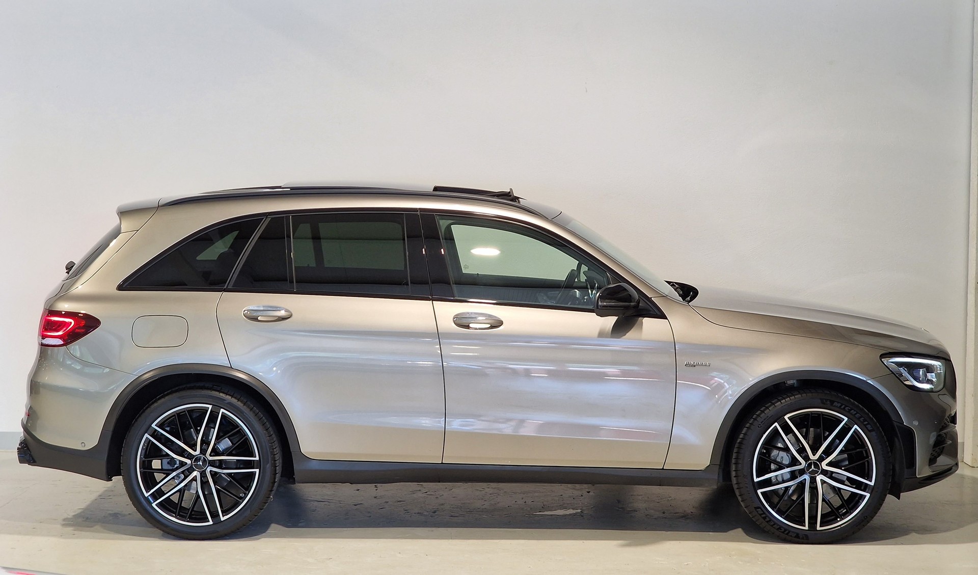 MERCEDES-BENZ GLC 43 AMG 4Matic 9G-Tronic-image-26
