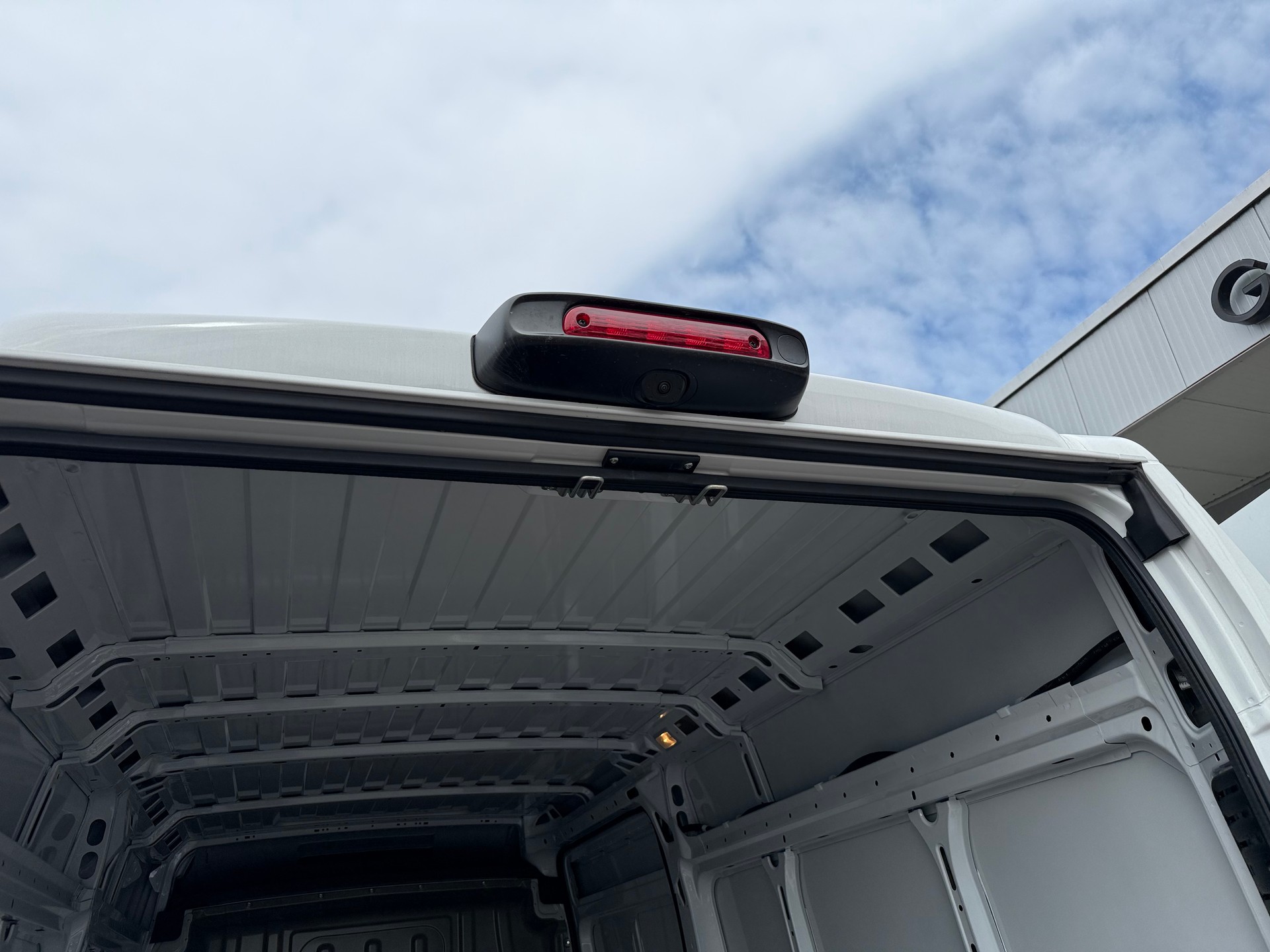 CITROEN Jumper 35+ 2.2 BlueHDi 140 L3H2 270°, Holzboden, AHK, verst.Feder Kamera Finanzierung OHNE Zins möglich!! Alle Grössen verfügbar-image-7