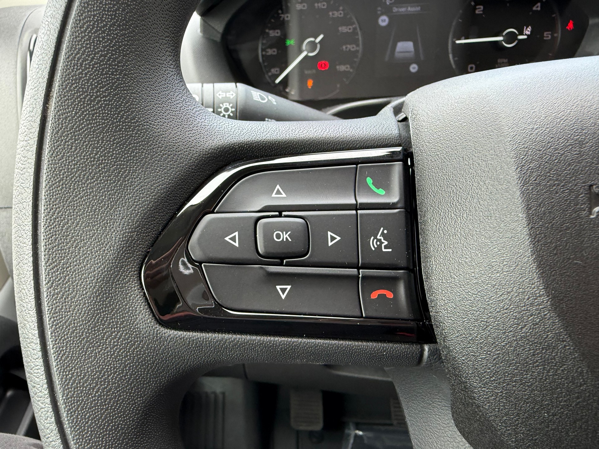CITROEN Jumper 35+ 2.2 BlueHDi 140 L3H2 270°, Holzboden, AHK, verst.Feder Kamera Finanzierung OHNE Zins möglich!! Alle Grössen verfügbar-image-12
