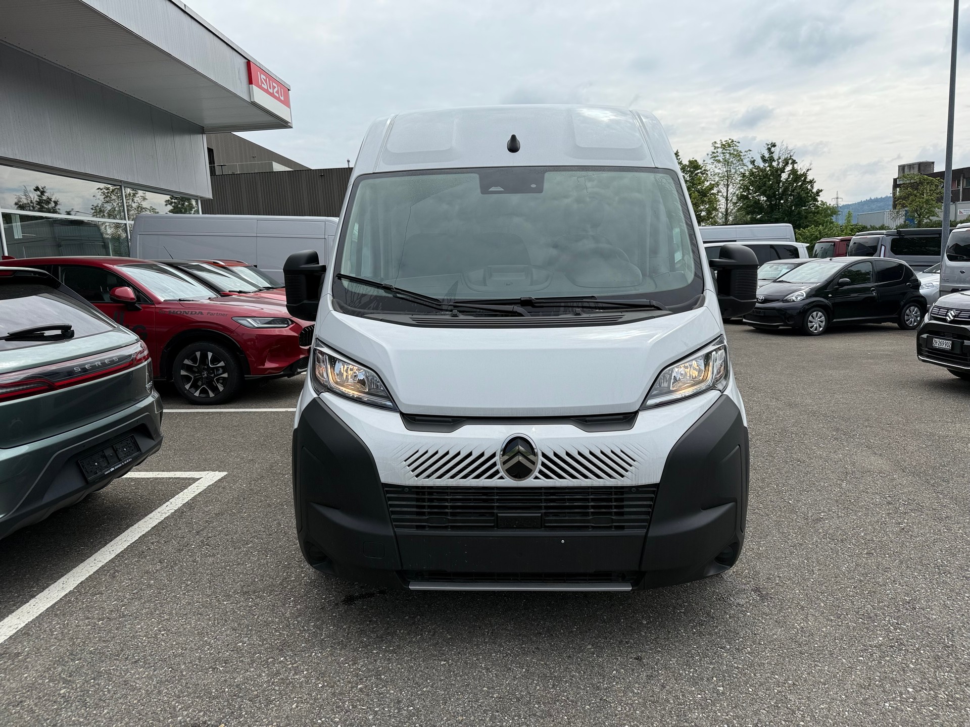 CITROEN Jumper 35+ 2.2 BlueHDi 140 L3H2 270°, Holzboden, AHK, verst.Feder Kamera Finanzierung OHNE Zins möglich!! Alle Grössen verfügbar-showroom-element-1