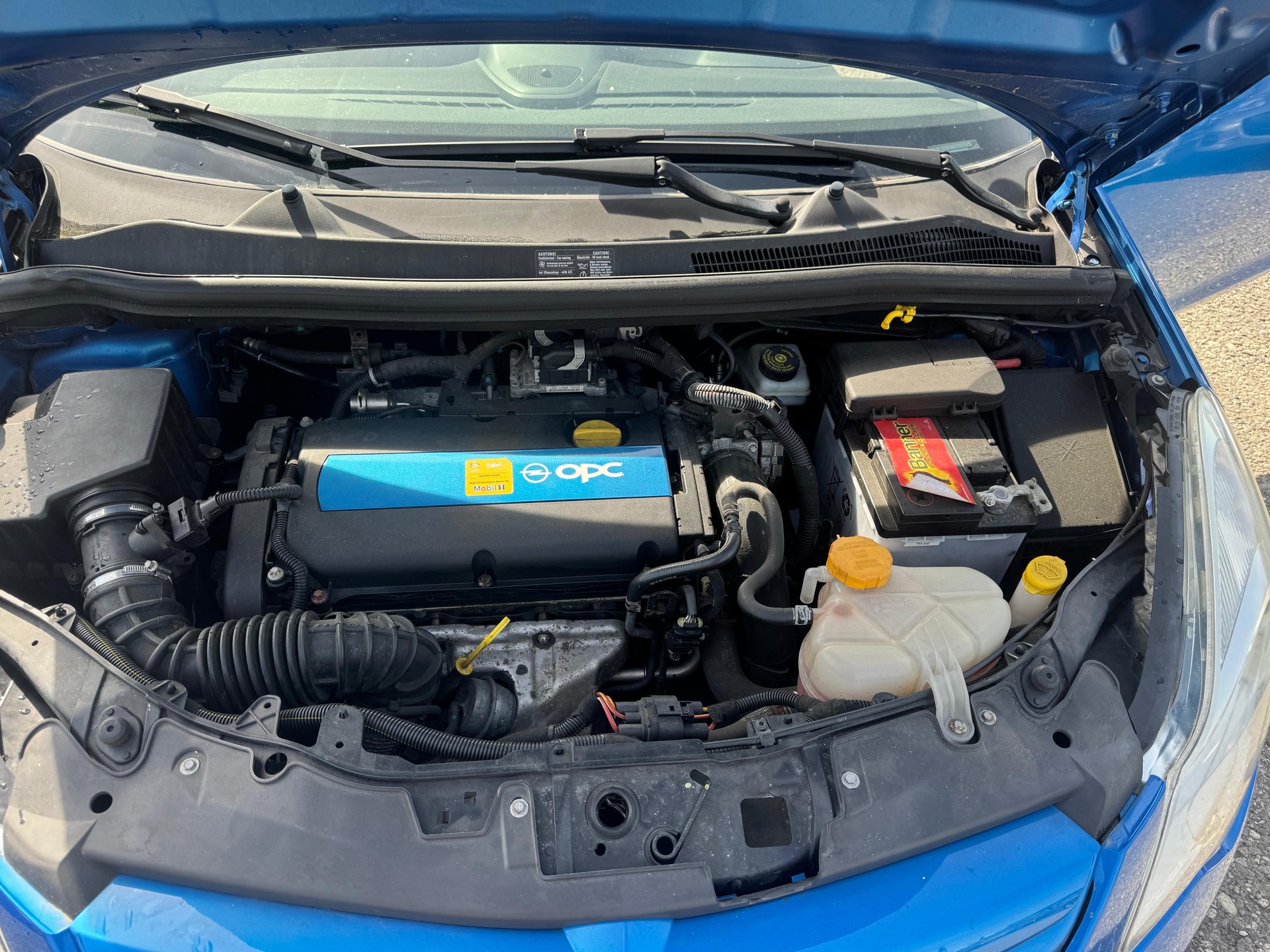 OPEL Corsa 1.6 Turbo OPC-image-14