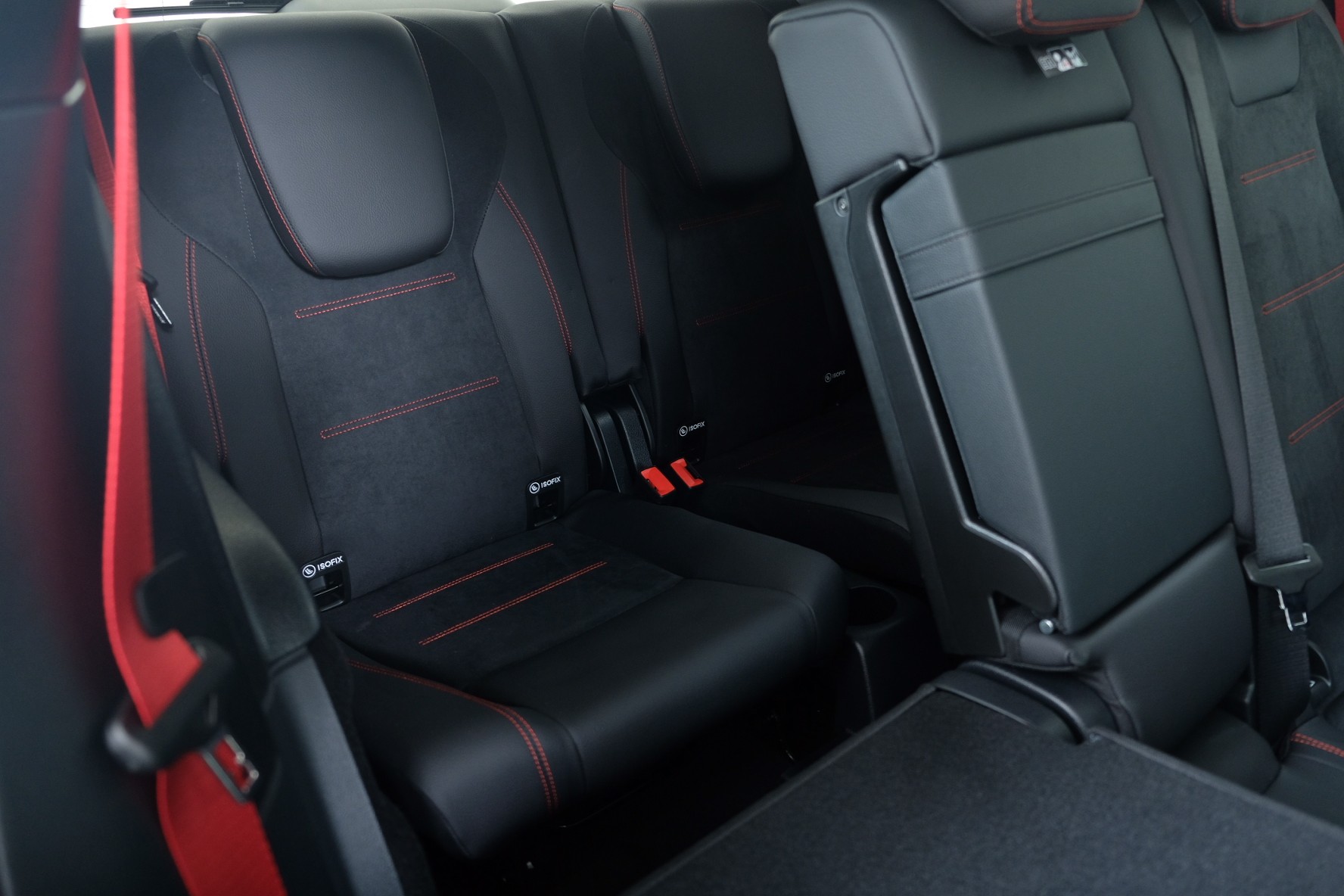 MERCEDES-BENZ GLB AMG 35 4Matic 8G-Tronic-image-12
