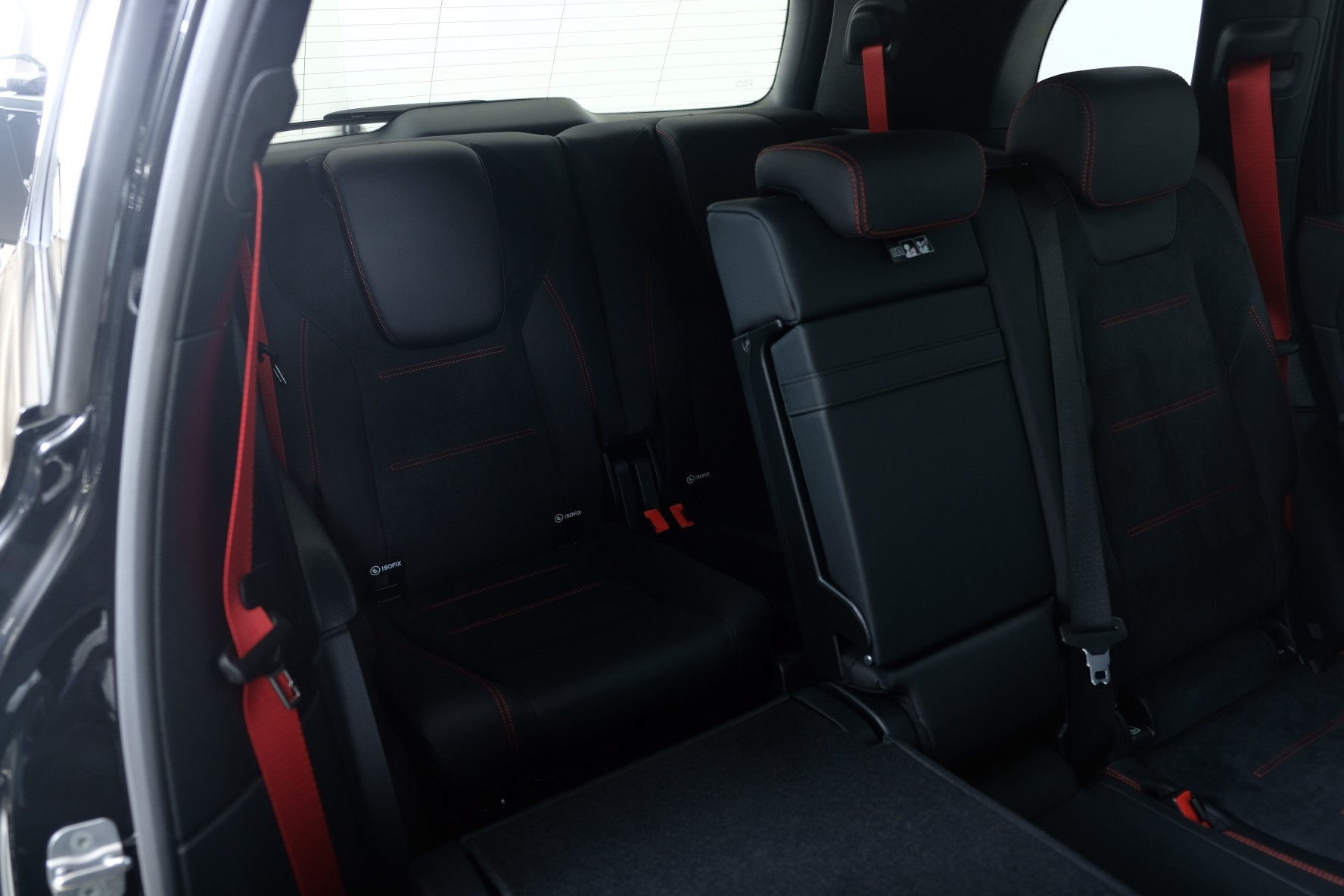 MERCEDES-BENZ GLB AMG 35 4Matic 8G-Tronic-image-11
