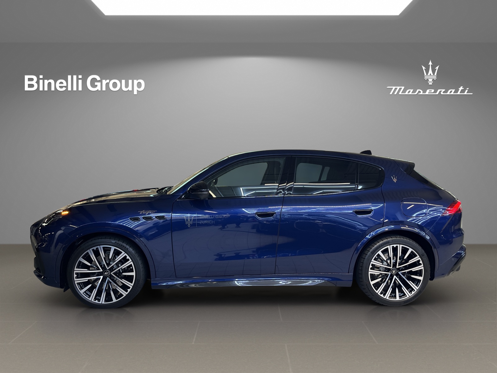 MASERATI Grecale 3.0 Trofeo Automatica - Blu Modena-showroom-element-2