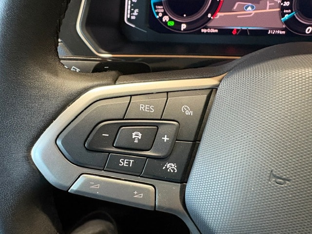 VW Tiguan 2.0TSI Elegance 4Motion DSG-image-14