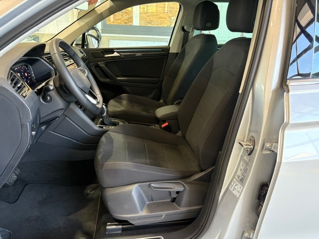VW Tiguan 2.0TSI Elegance 4Motion DSG-image-6