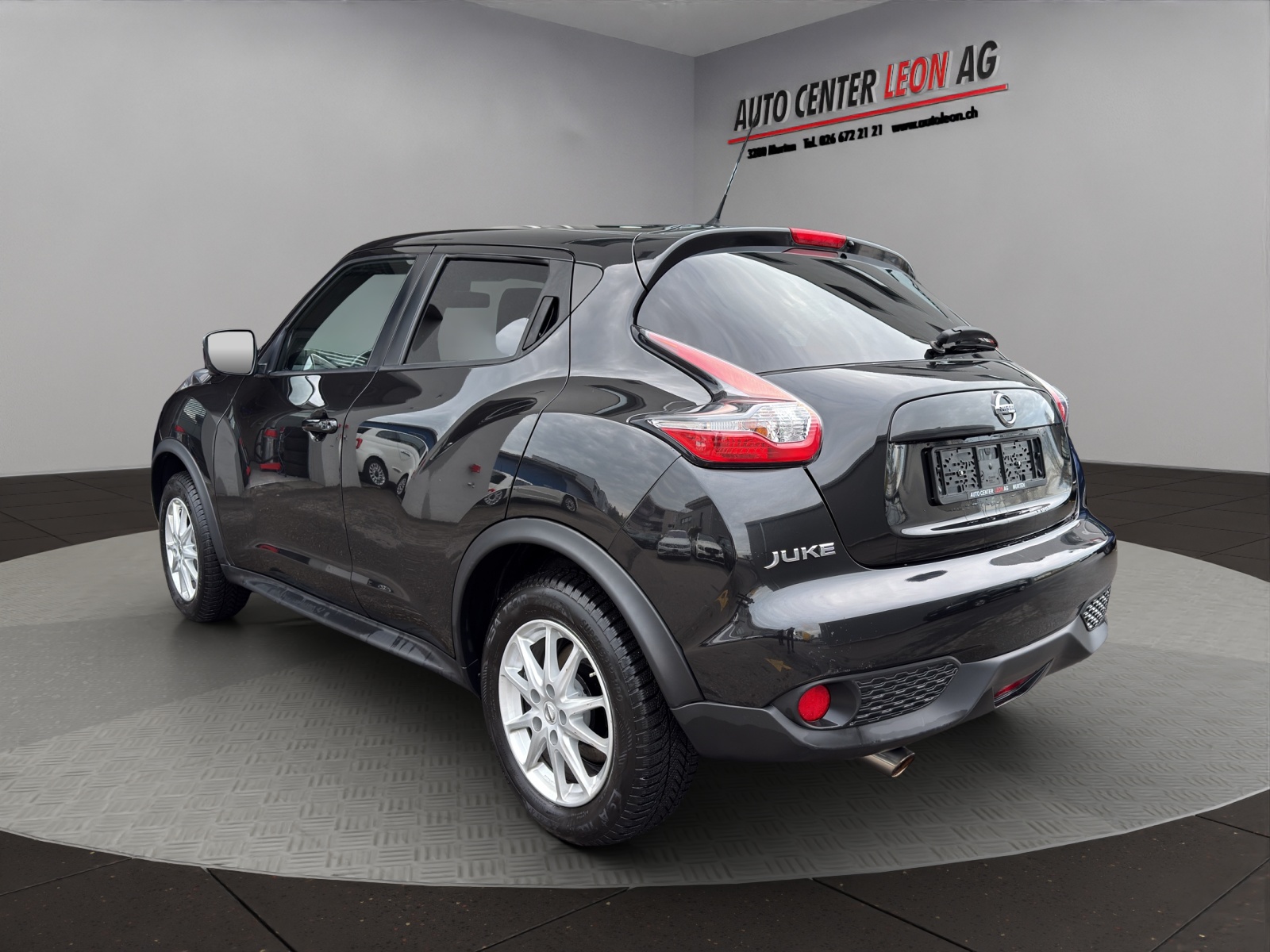 NISSAN Juke 1.6 DIG-T tekna 4x4 Xtronic M-CVT-image-3