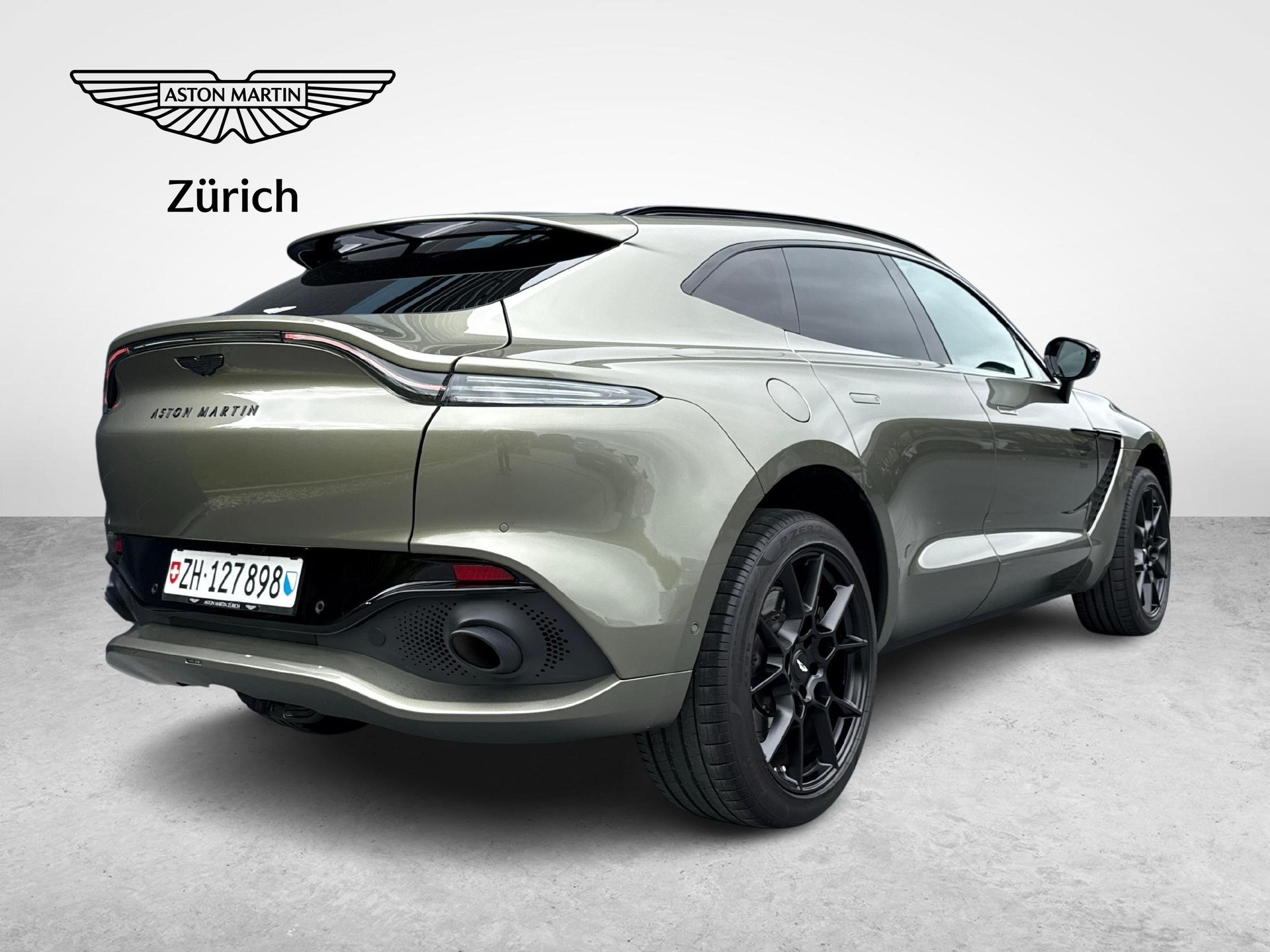 ASTON MARTIN DBX 4.0 V8 Bi-Turbo-showroom-element-3