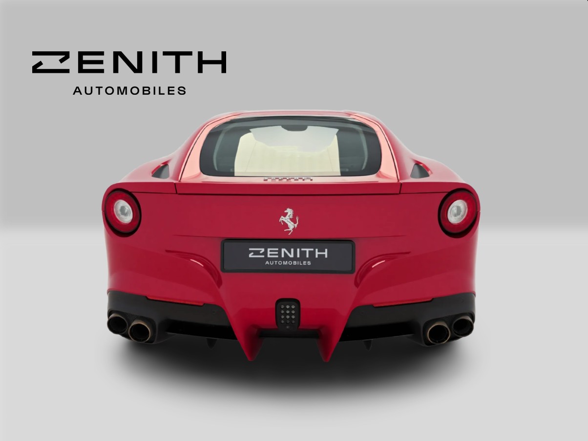 FERRARI F12 Berlinetta-image-5