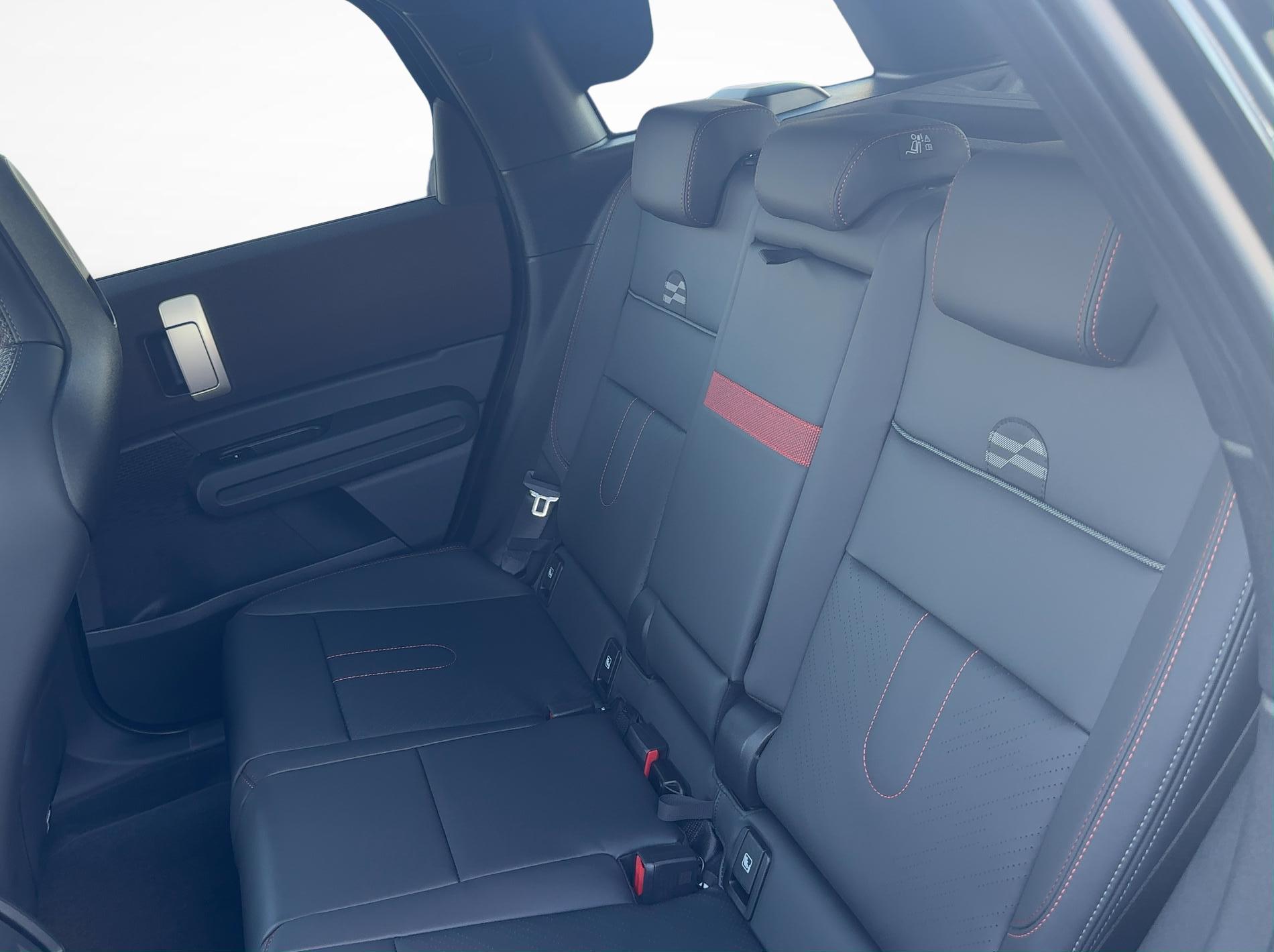 MINI Countryman U25 SE ALL4-image-10