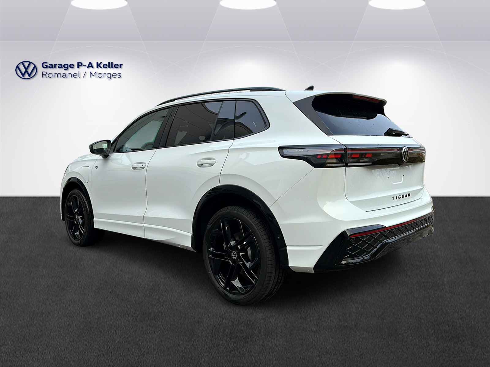 VW Tiguan R-Line 1.5TSI Plugin-Hybride 272CH DSG-showroom-element-2