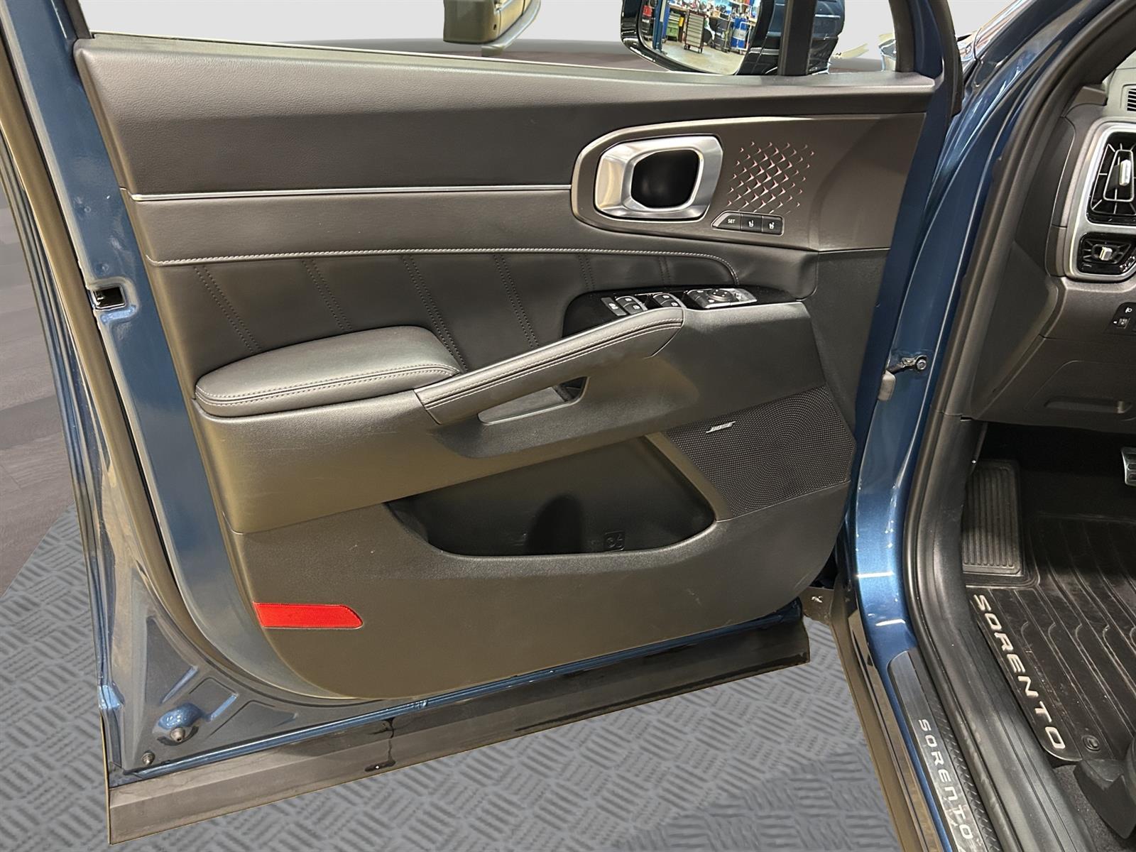 KIA Sorento 2.2 SmartD Style 7P-image-7