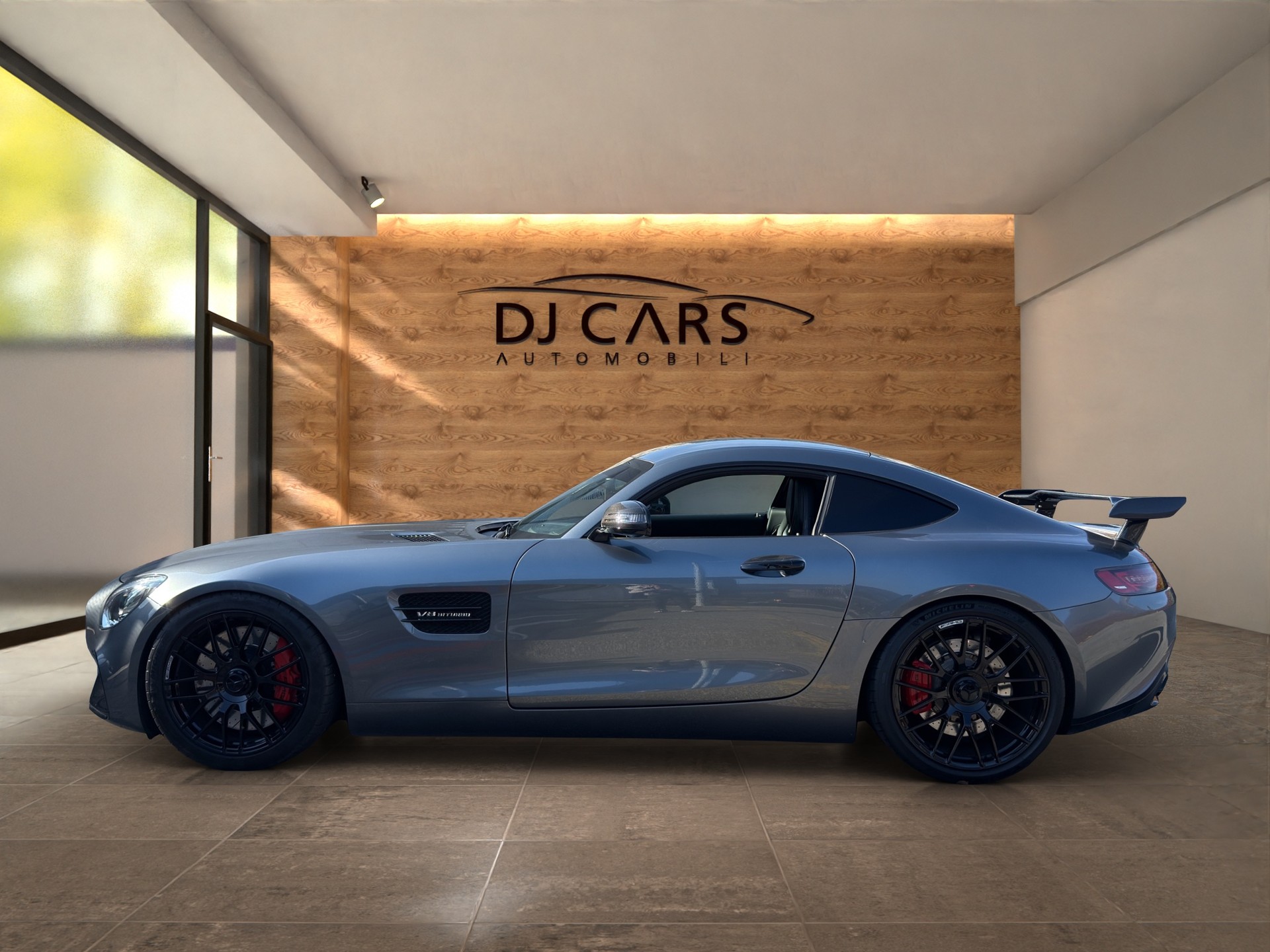MERCEDES-BENZ AMG GT S Speedshift DCT-image-3