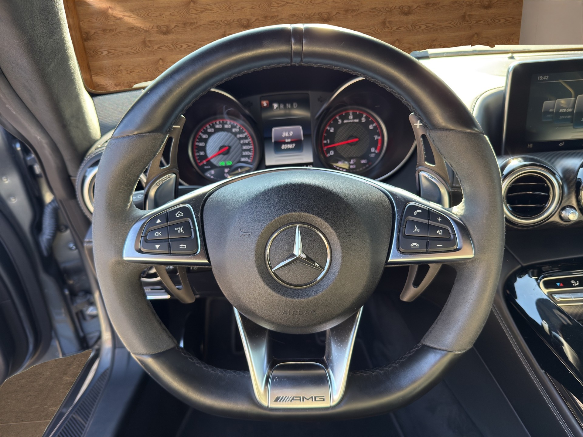 MERCEDES-BENZ AMG GT S Speedshift DCT-image-9