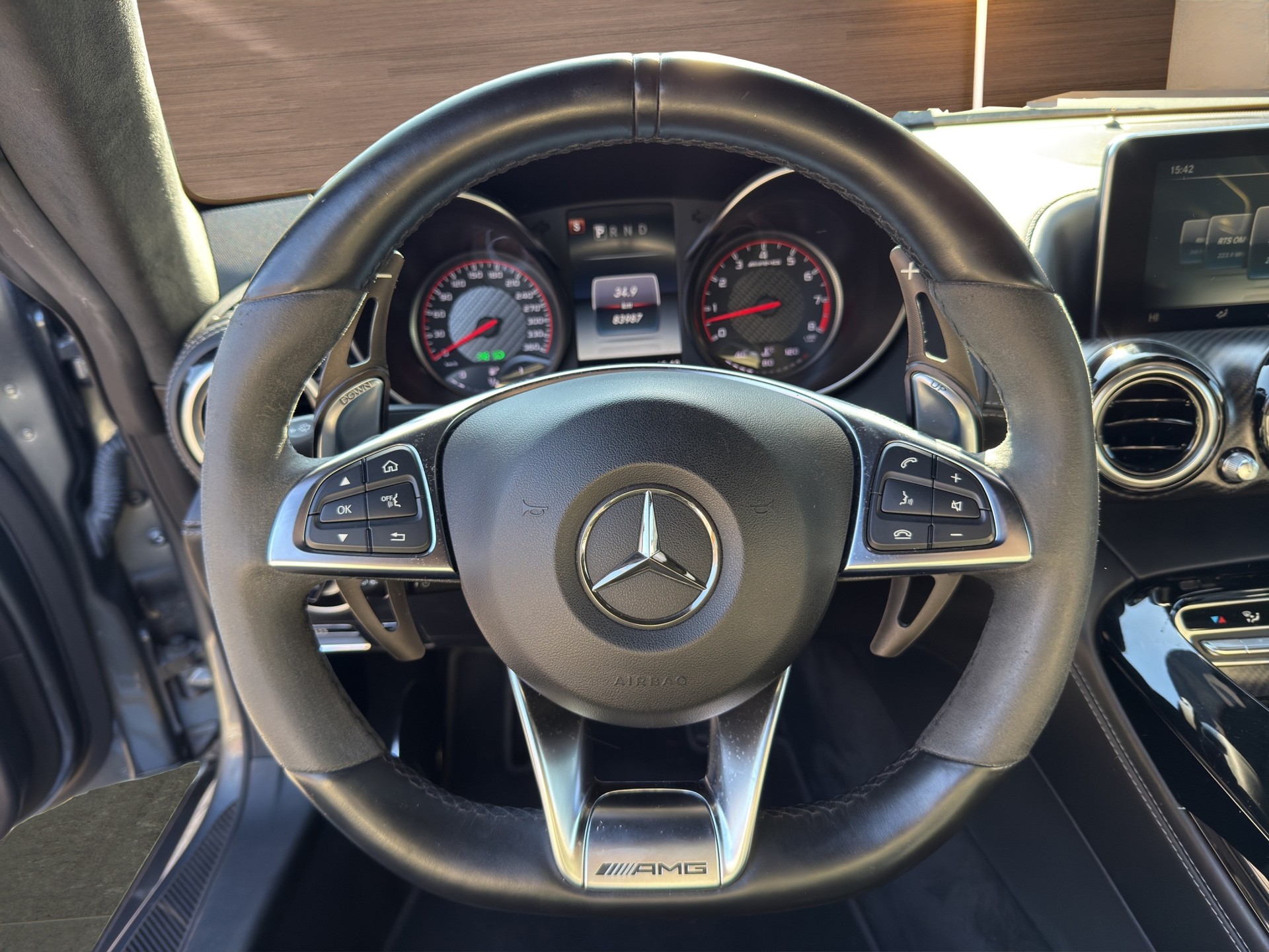 MERCEDES-BENZ AMG GT S Speedshift DCT-image-9