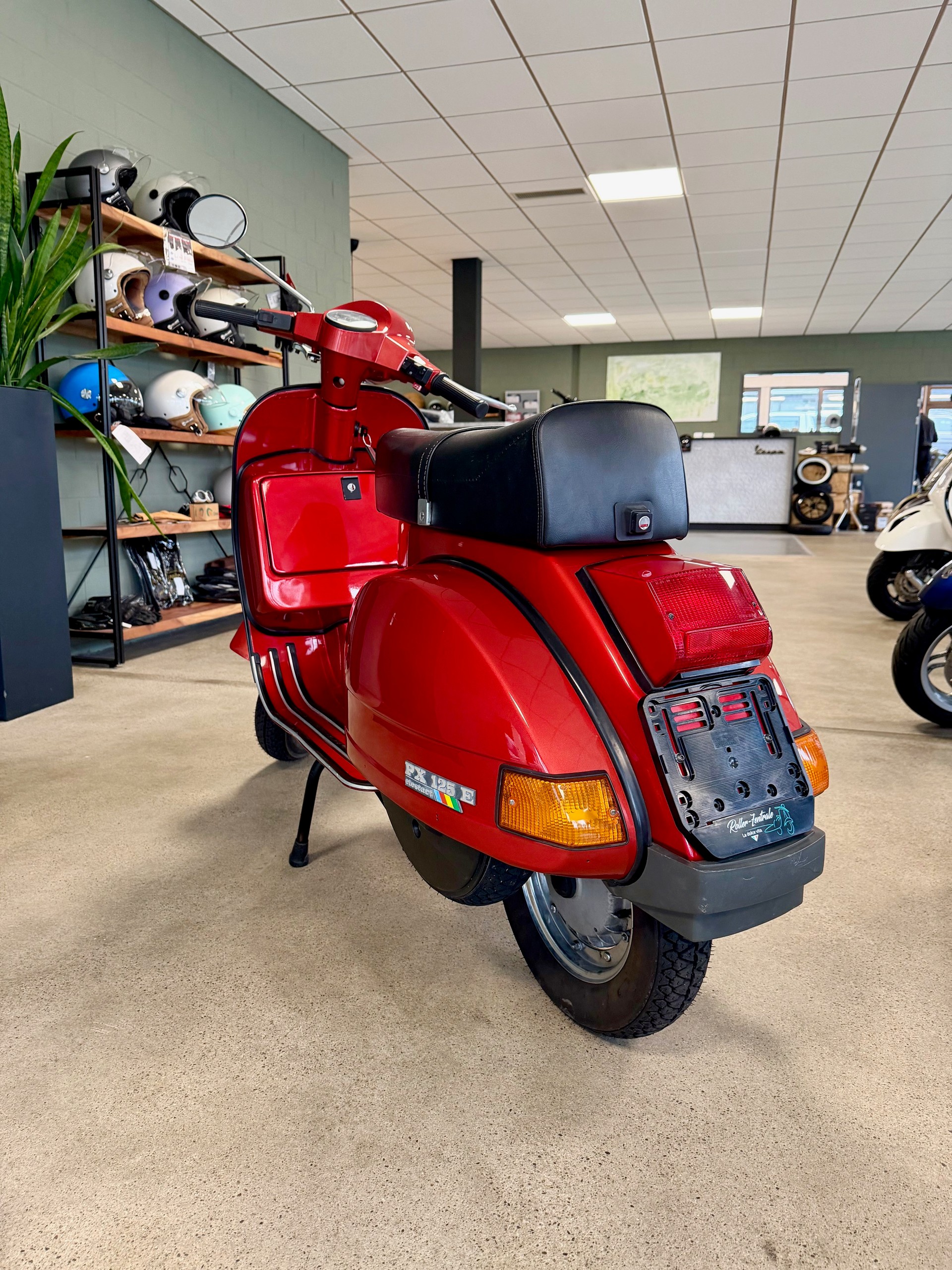 PIAGGIO Vespa PX 125 E-image-4
