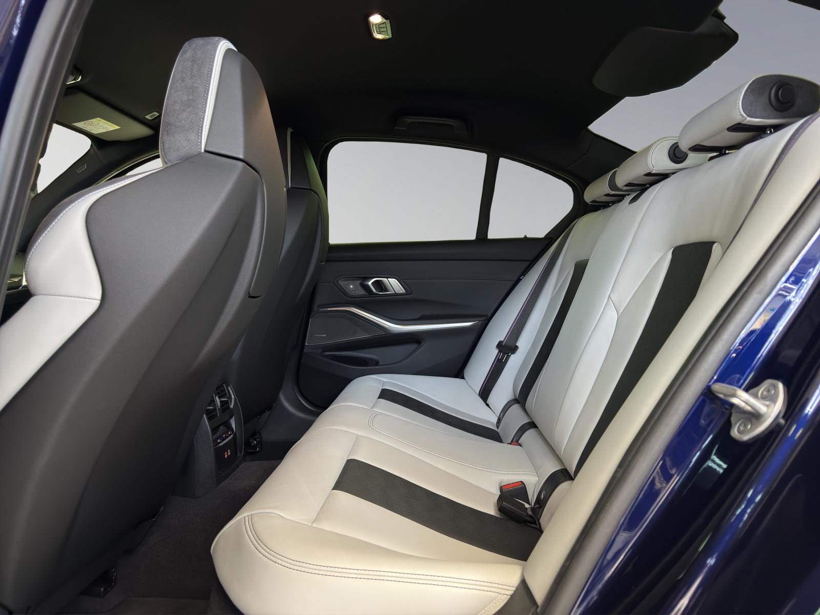 BMW M3 Competition xDrive-image-14