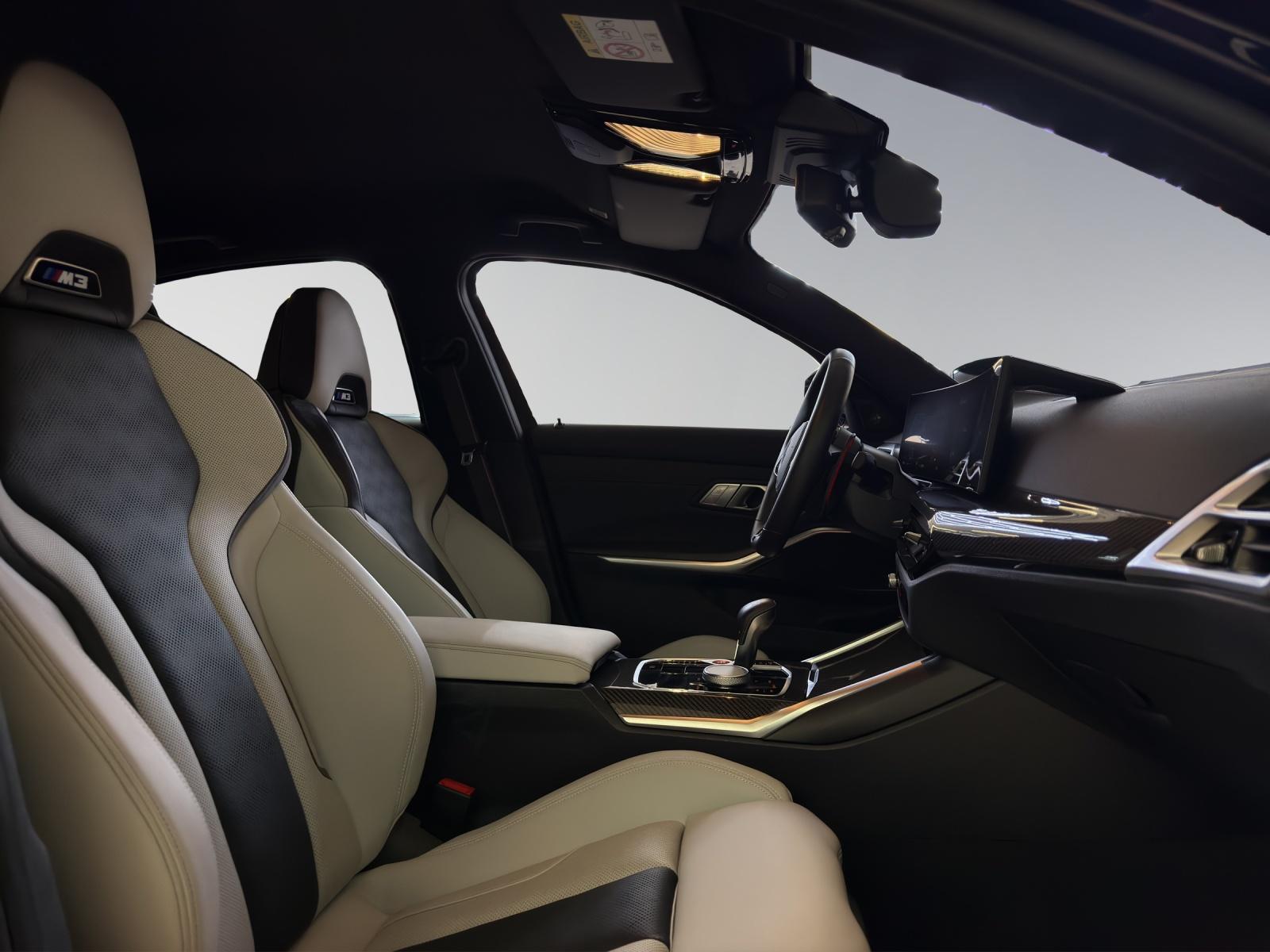 BMW M3 Competition xDrive-image-19