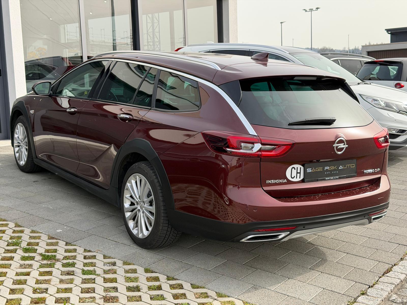 OPEL Insignia Country Tourer 2.0 CDTi BiTurbo AWD-image-4