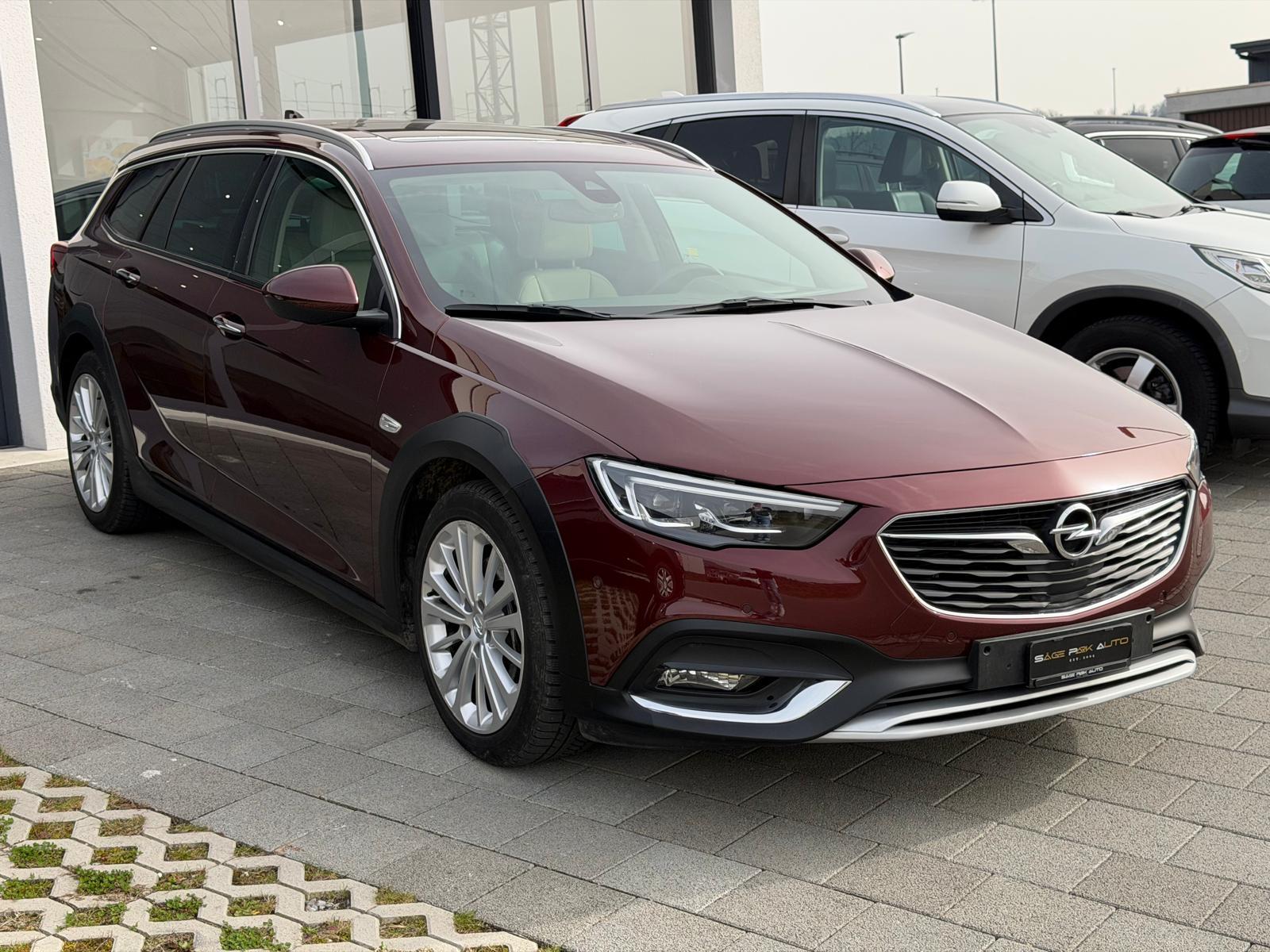OPEL Insignia Country Tourer 2.0 CDTi BiTurbo AWD-showroom-element-1