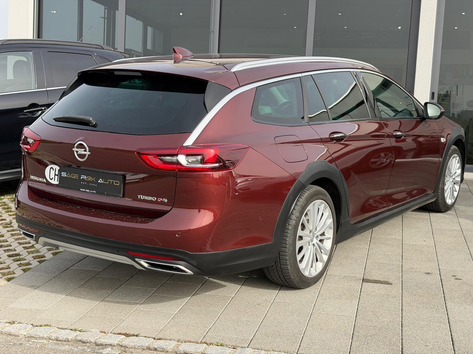 OPEL Insignia Country Tourer 2.0 CDTi BiTurbo AWD-showroom-element-3