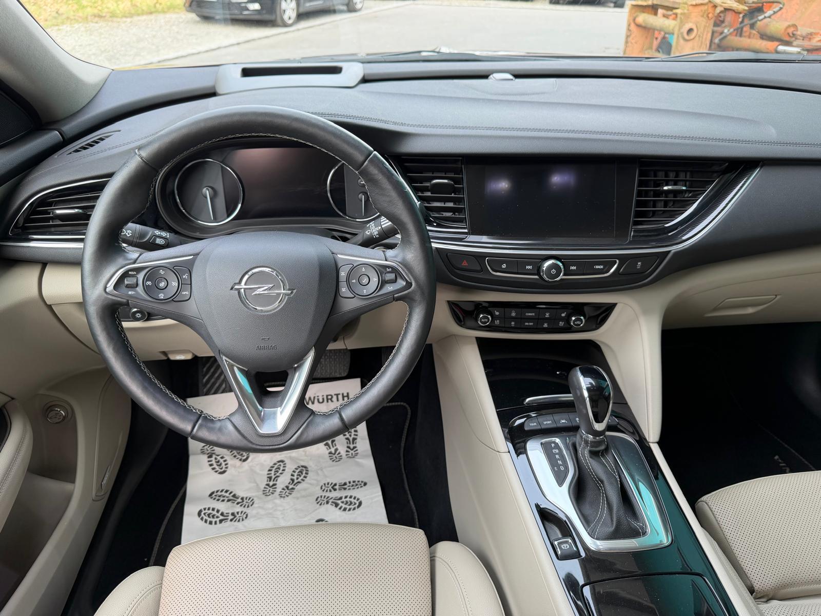 OPEL Insignia Country Tourer 2.0 CDTi BiTurbo AWD-image-9