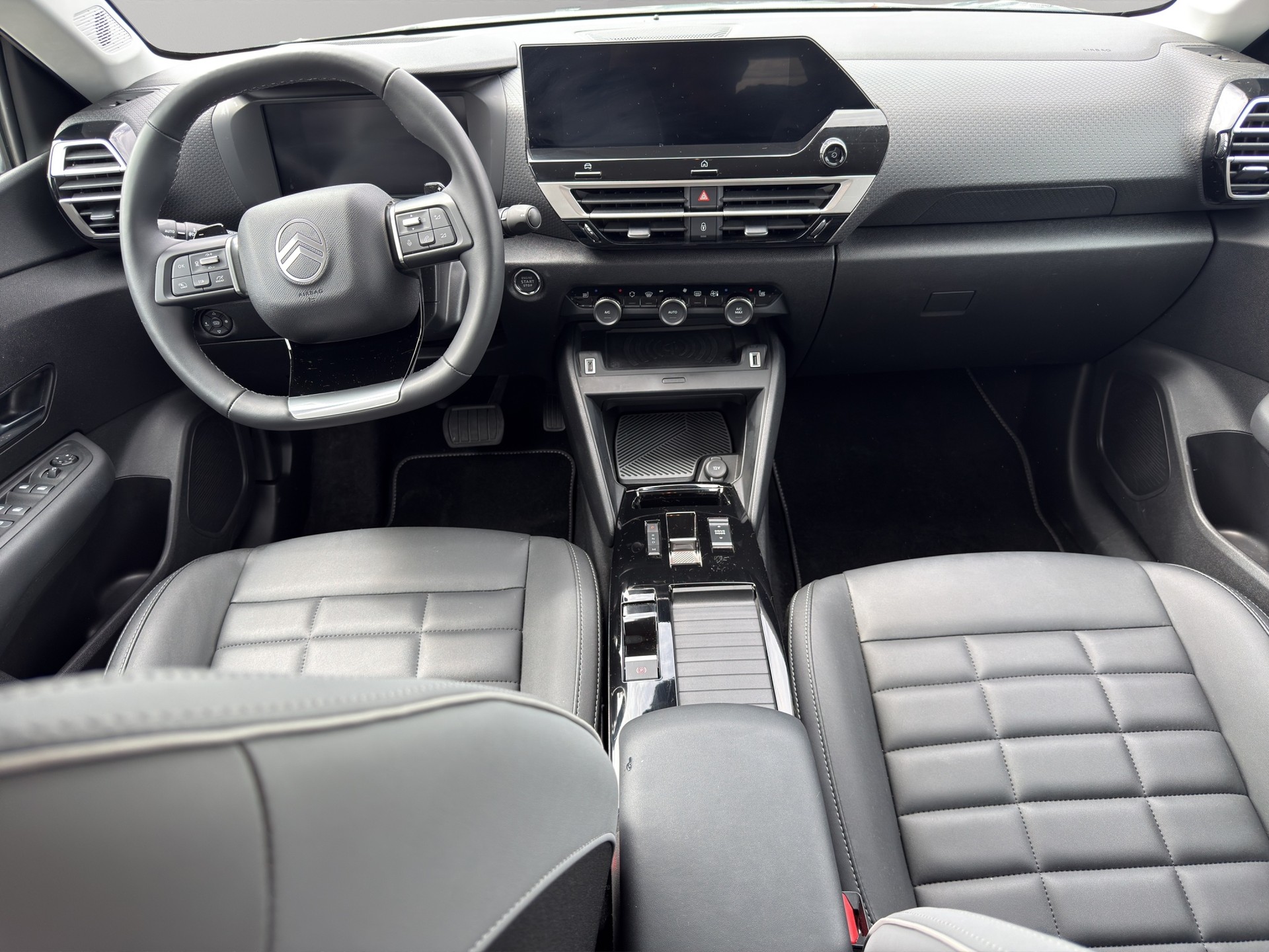 CITROEN Citroën C4 1.2 PureTech 130 Max EAT8 | Garantie | Navi | Kamera-image-10
