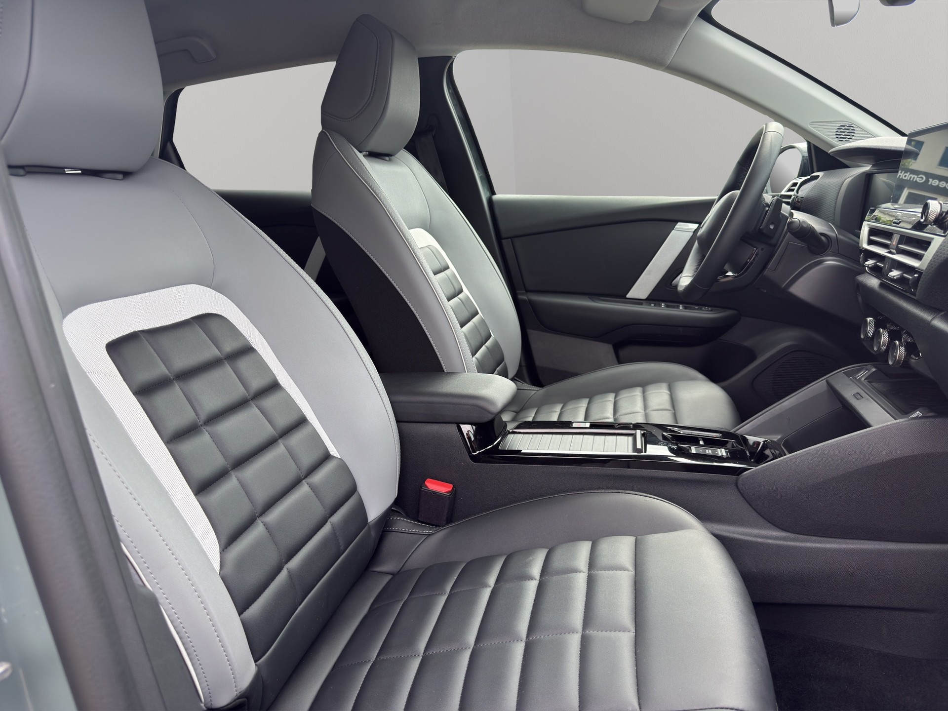 CITROEN Citroën C4 1.2 PureTech 130 Max EAT8 | Garantie | Navi | Kamera-image-8