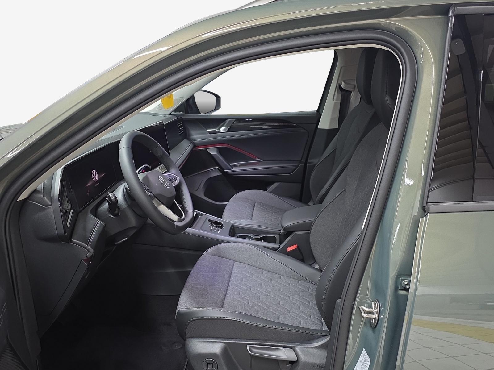 VW Tiguan 2.0 TSI DSG United 4Motion-image-7