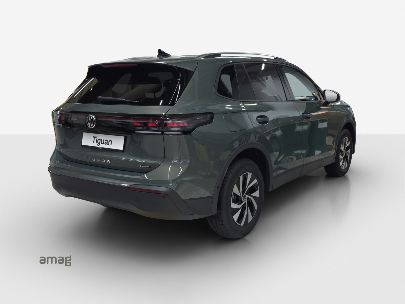 VW Tiguan 2.0 TSI DSG United 4Motion-image-4