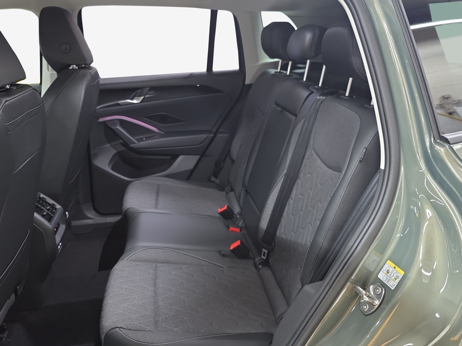 VW Tiguan 2.0 TSI DSG United 4Motion-image-11