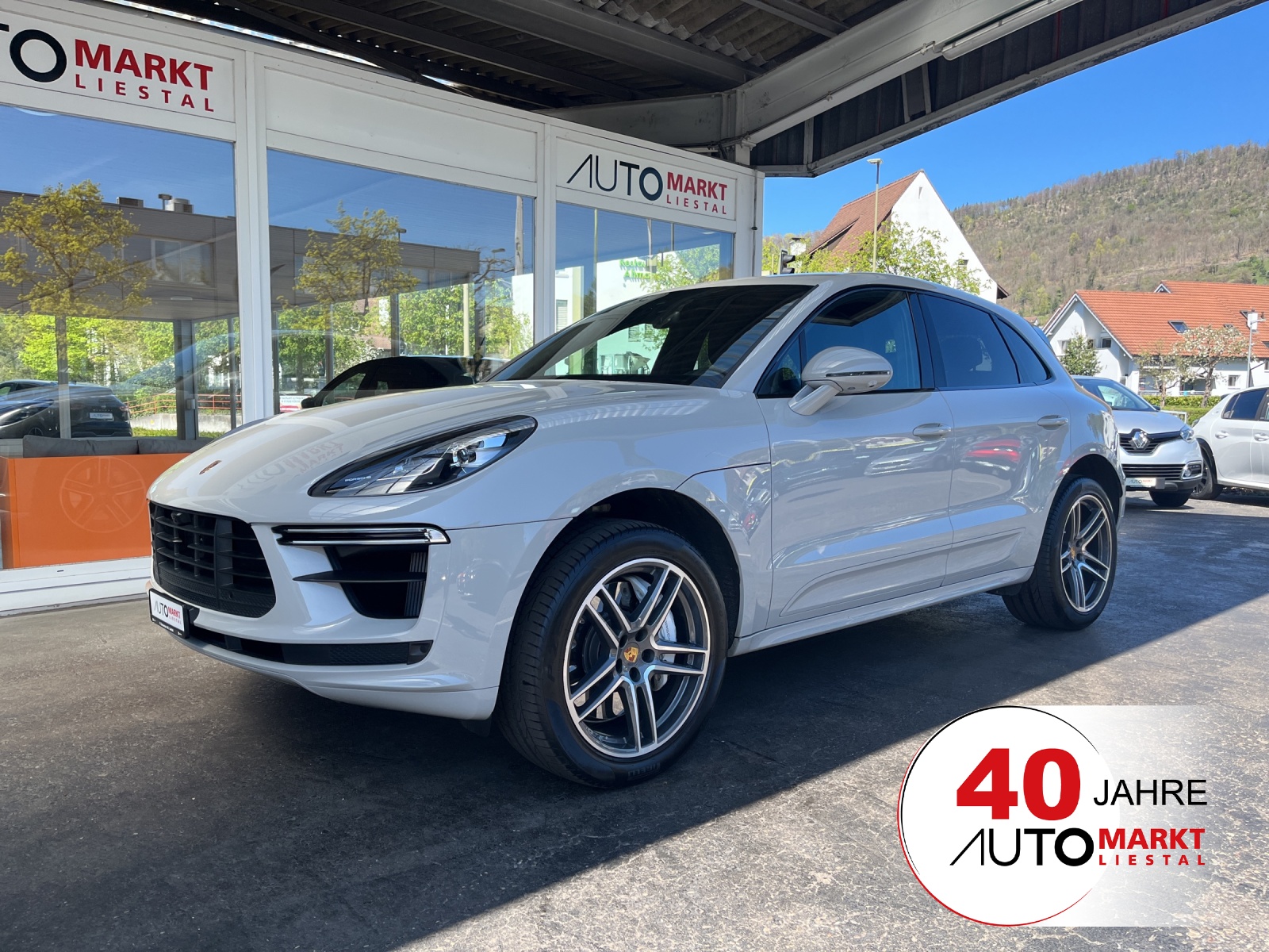 PORSCHE Macan Turbo PDK