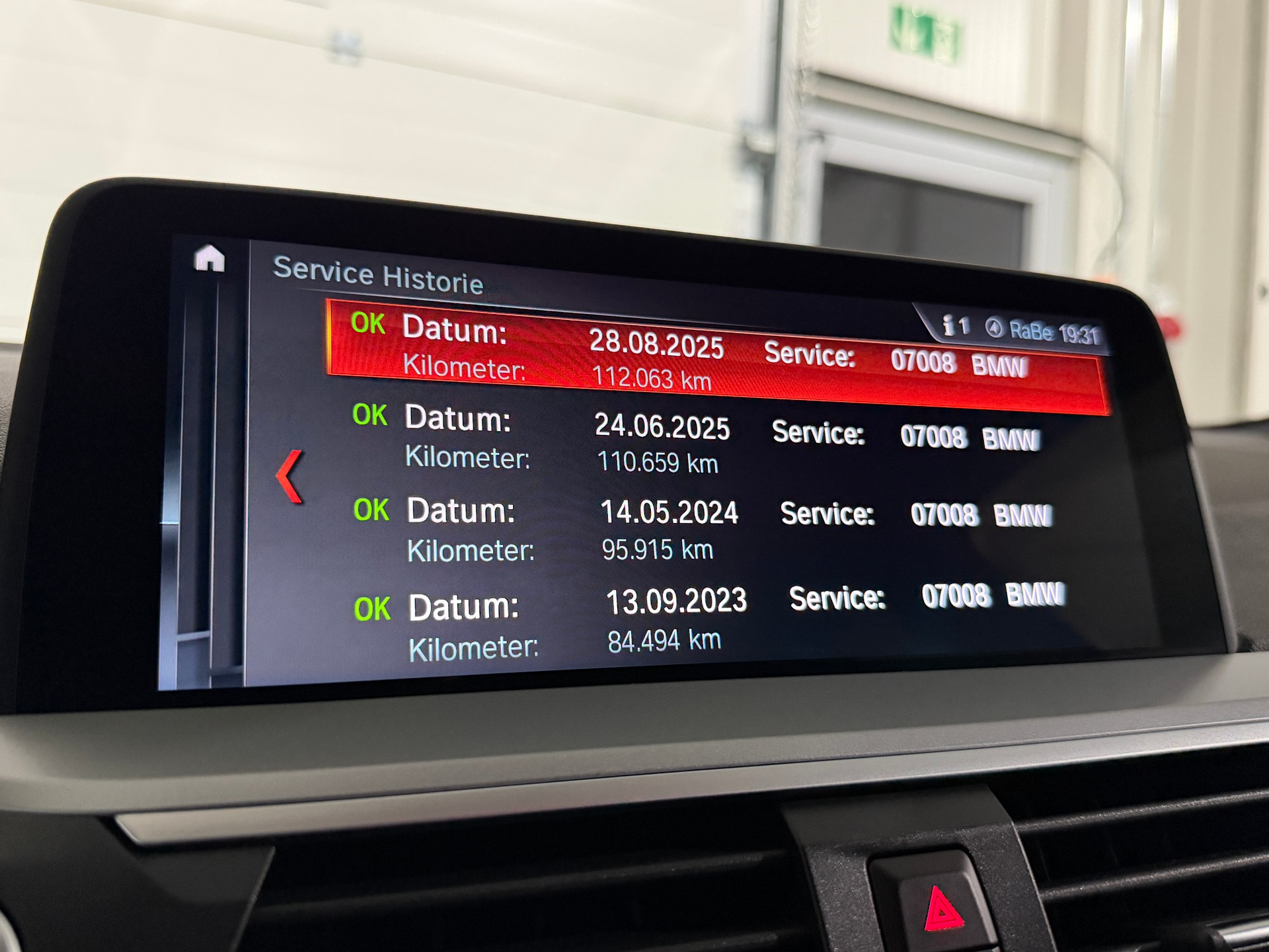 BMW X3 xDrive 20i Steptronic (CH)-image-23