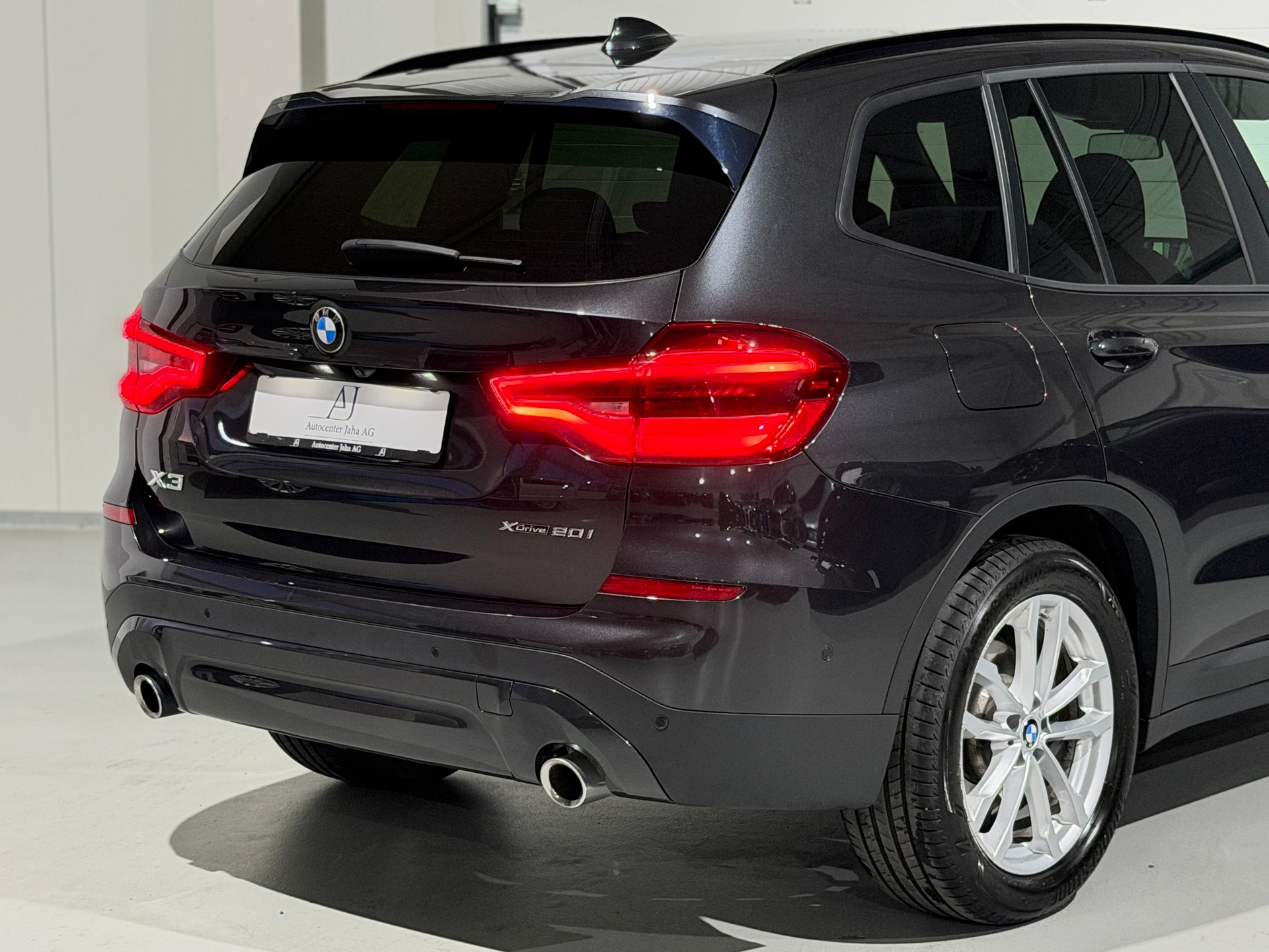 BMW X3 xDrive 20i Steptronic (CH)-image-25