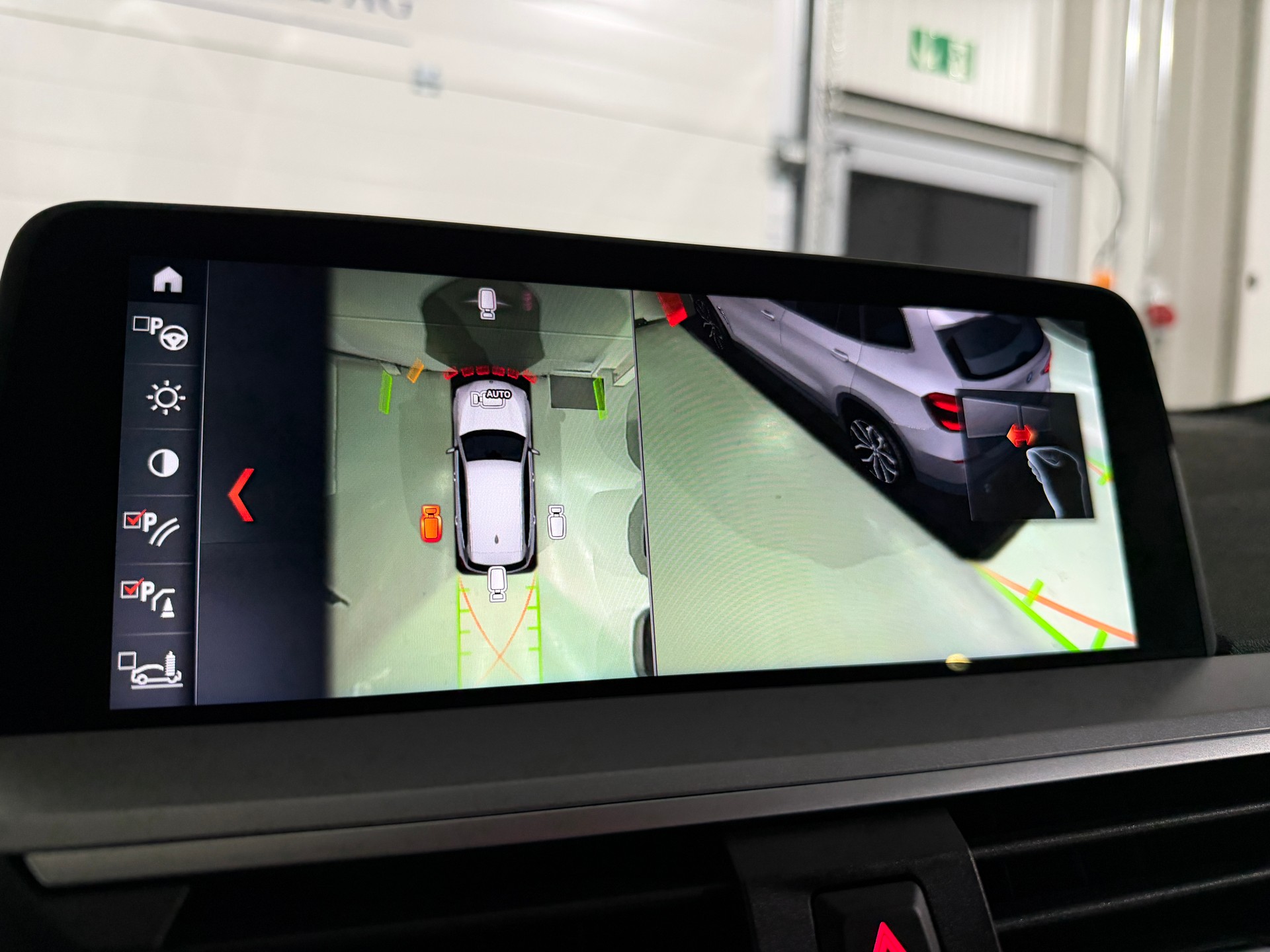 BMW X3 xDrive 20i Steptronic (CH)-image-19